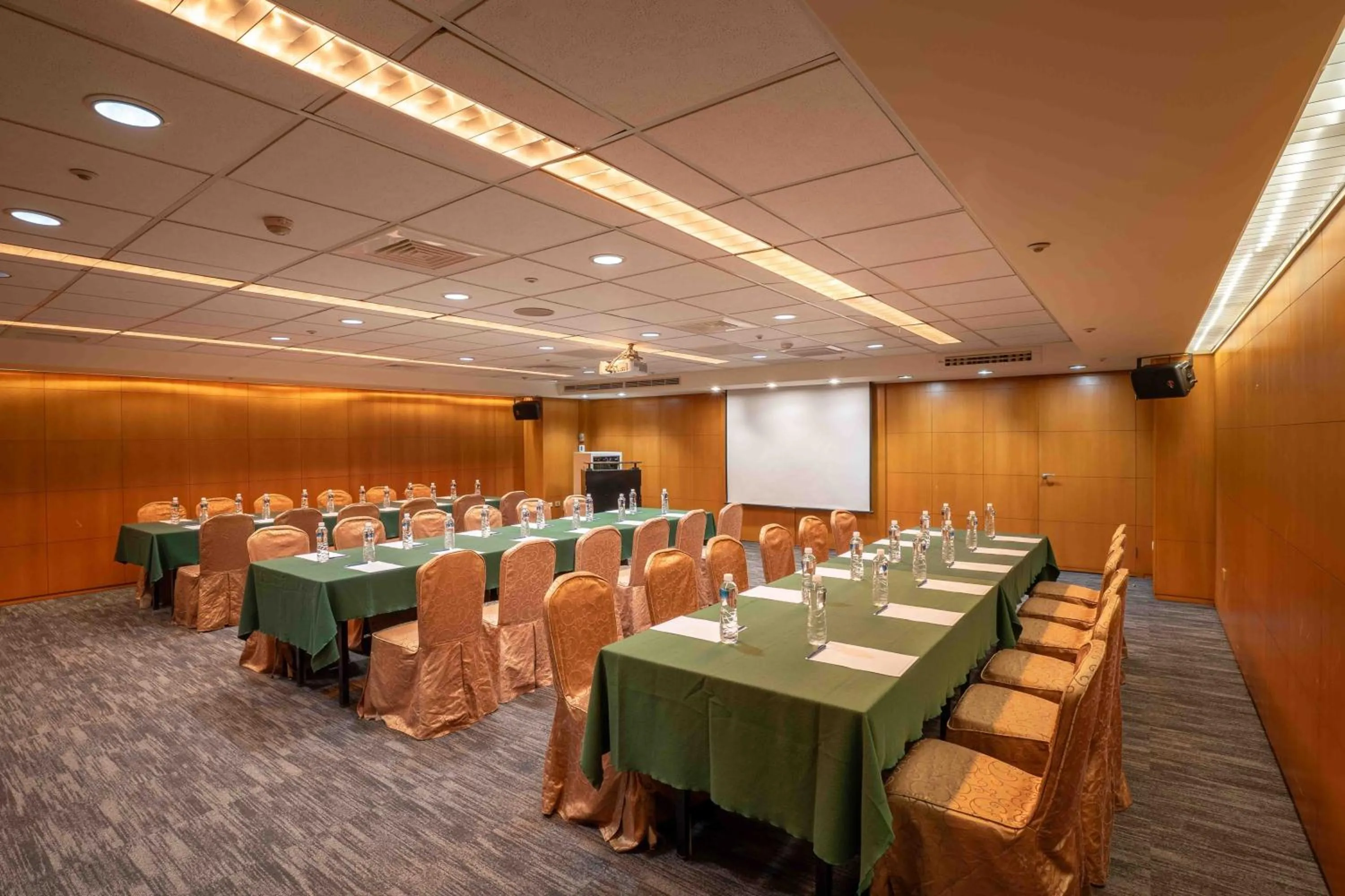 Meeting/conference room in Tempus Hotel