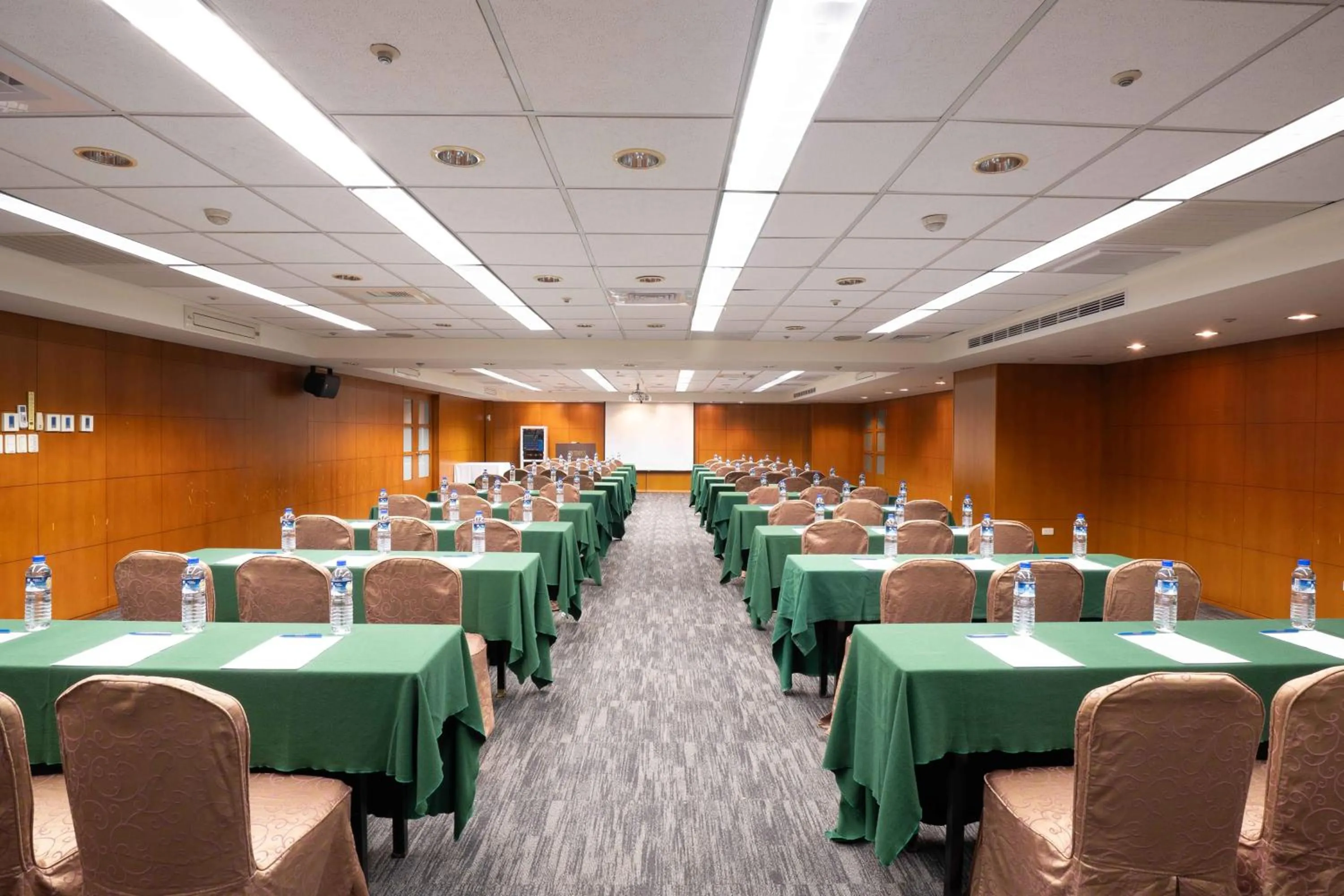 Meeting/conference room in Tempus Hotel