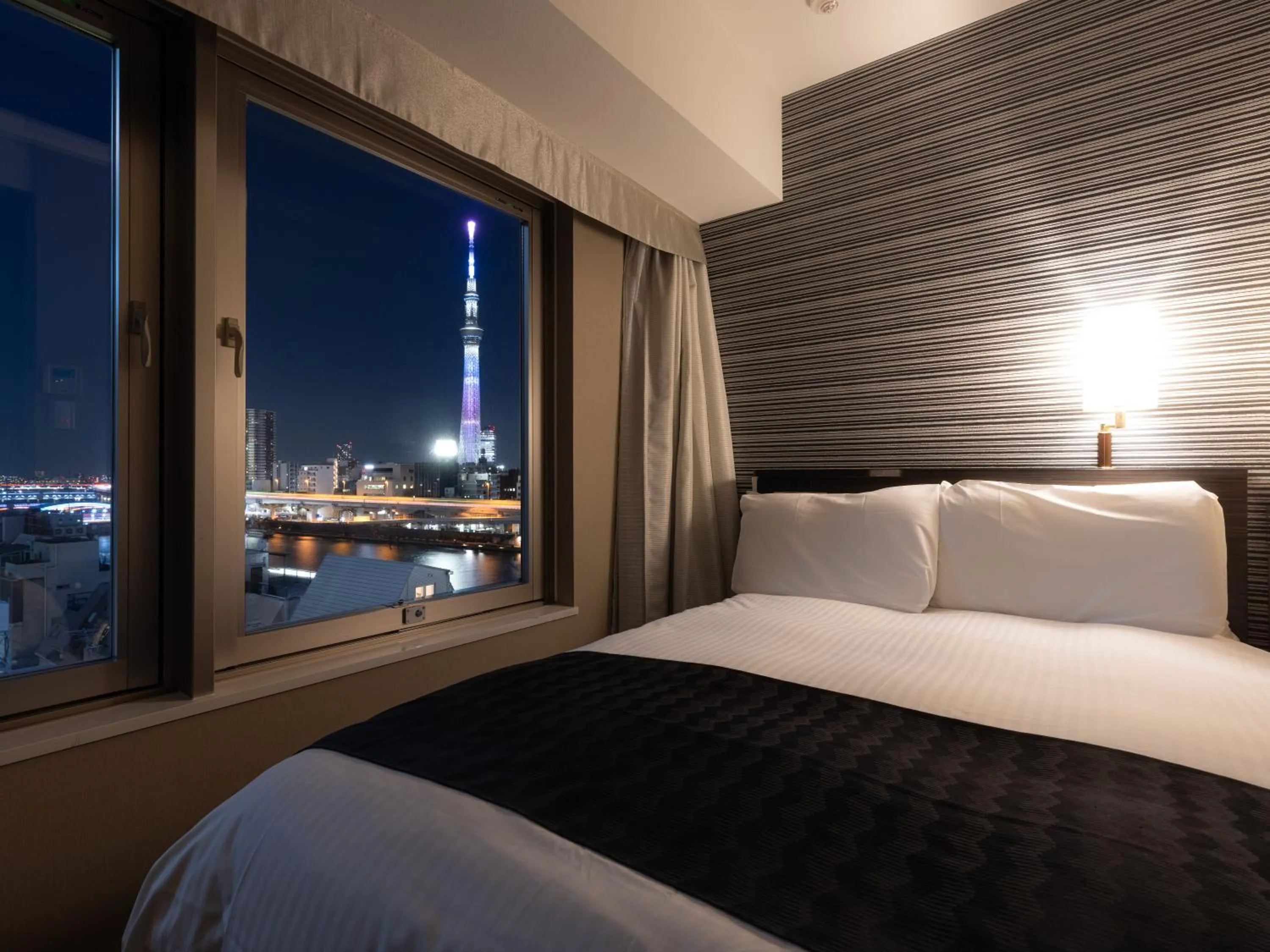 Bed in APA Hotel Asakusa Kuramae