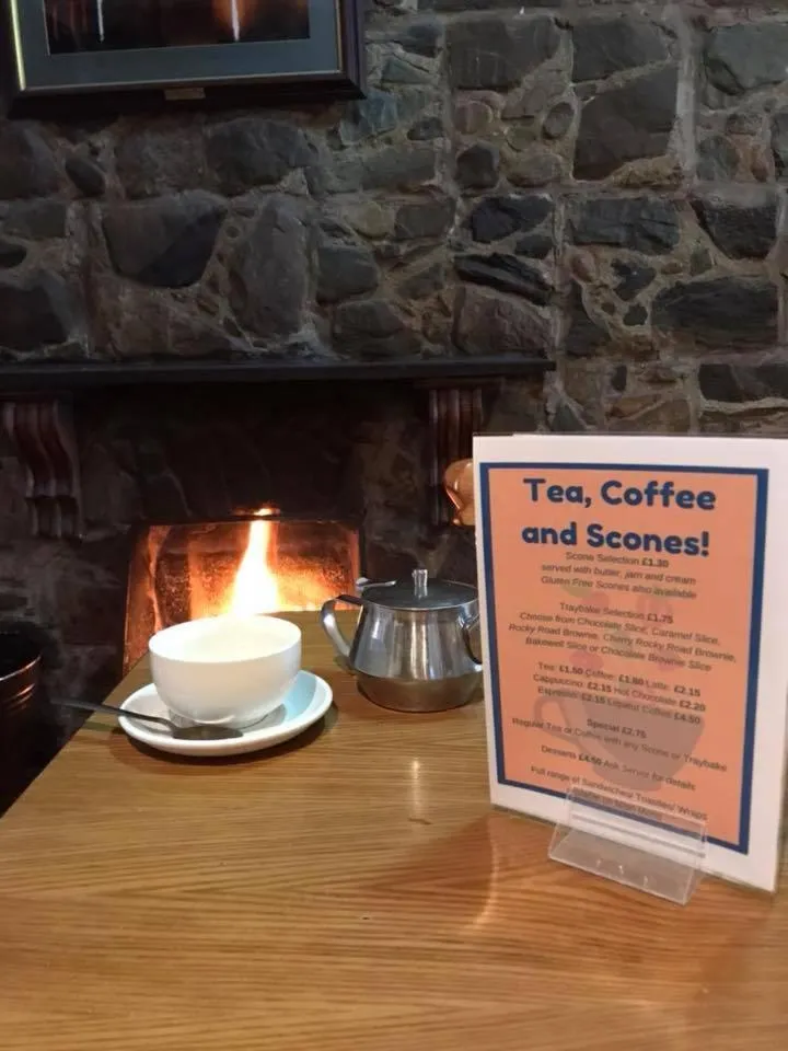 Lounge or bar in Dobbins Inn