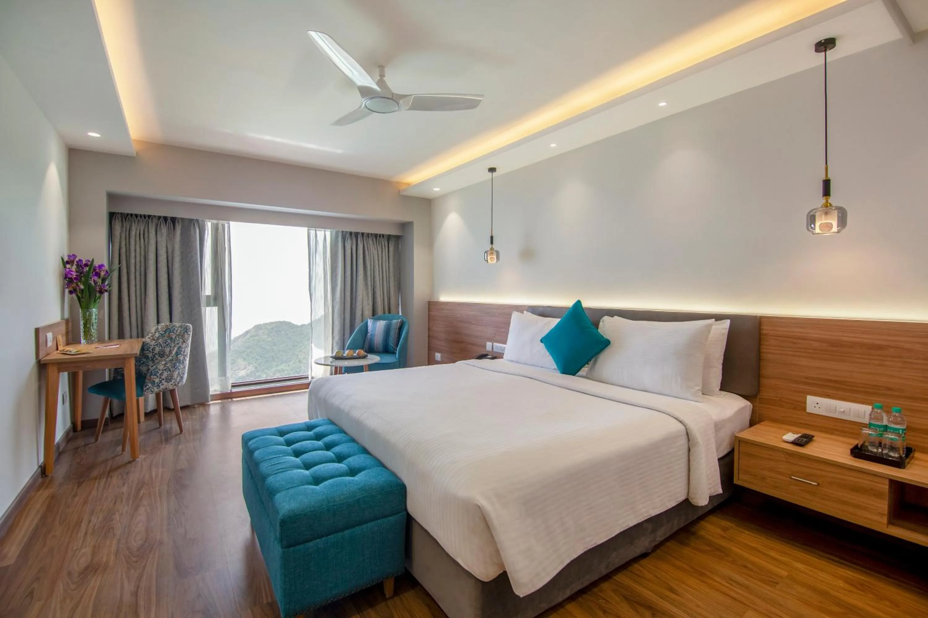 Bedroom, Bed in Sterling Mussoorie