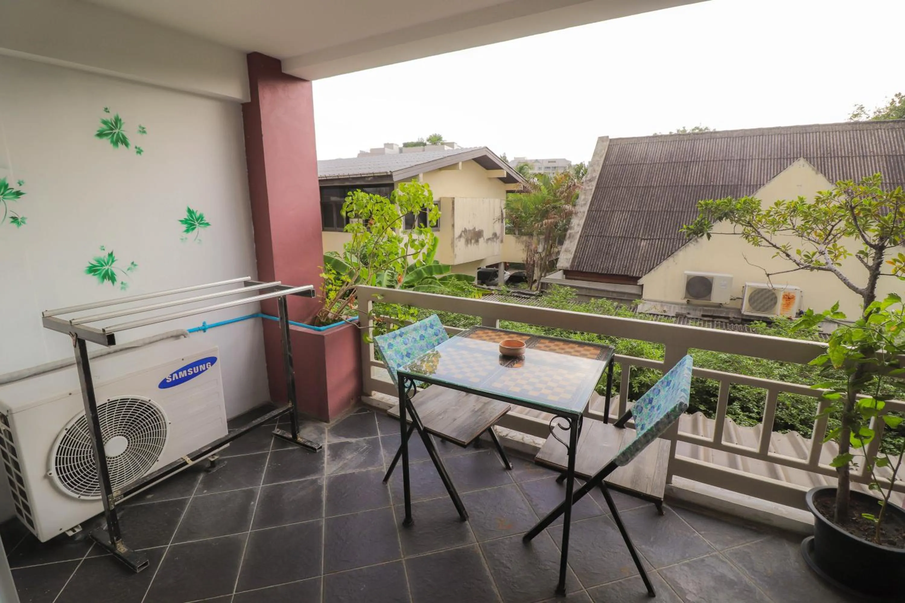 Balcony/Terrace in Baan Sabai Rama IV Apartment