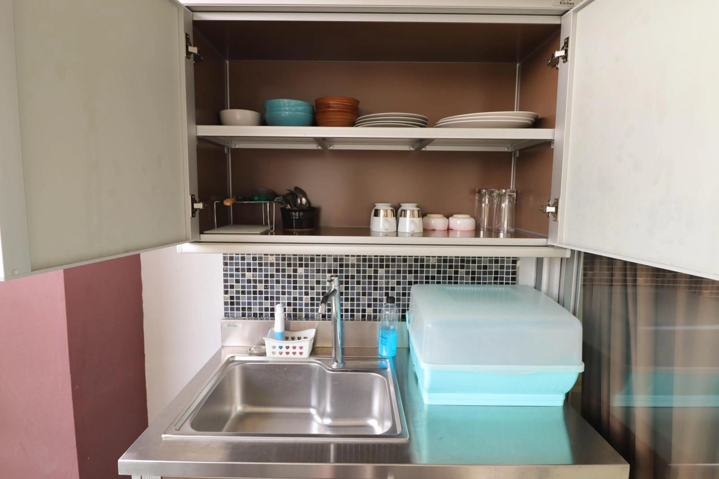 kitchen in Baan Sabai Rama IV Apartment