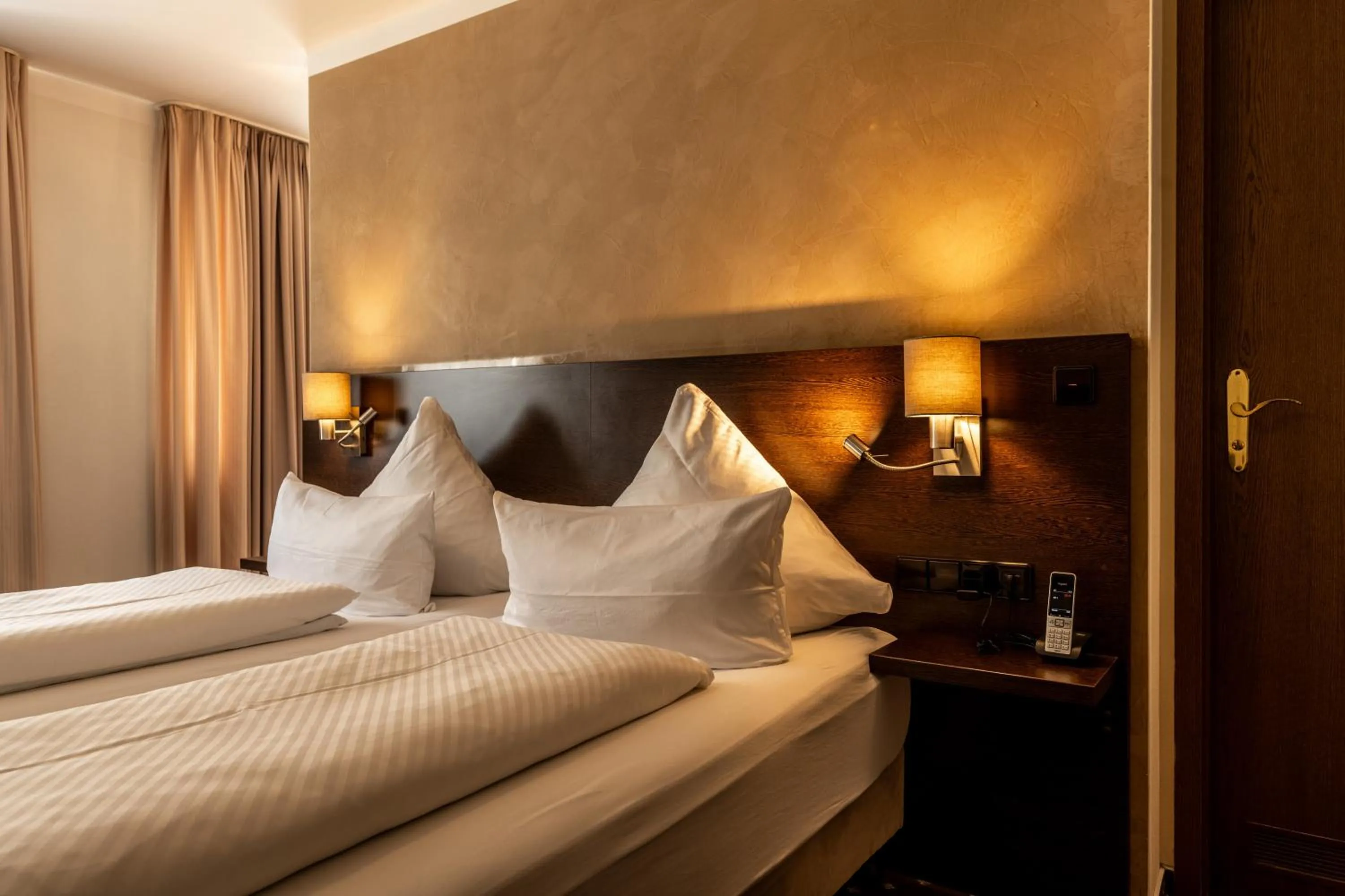 Photo of the whole room, Bed in Hotel Ochsen