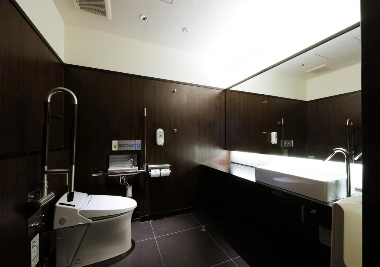 Toilet in APA Hotel Sakai Ekimae