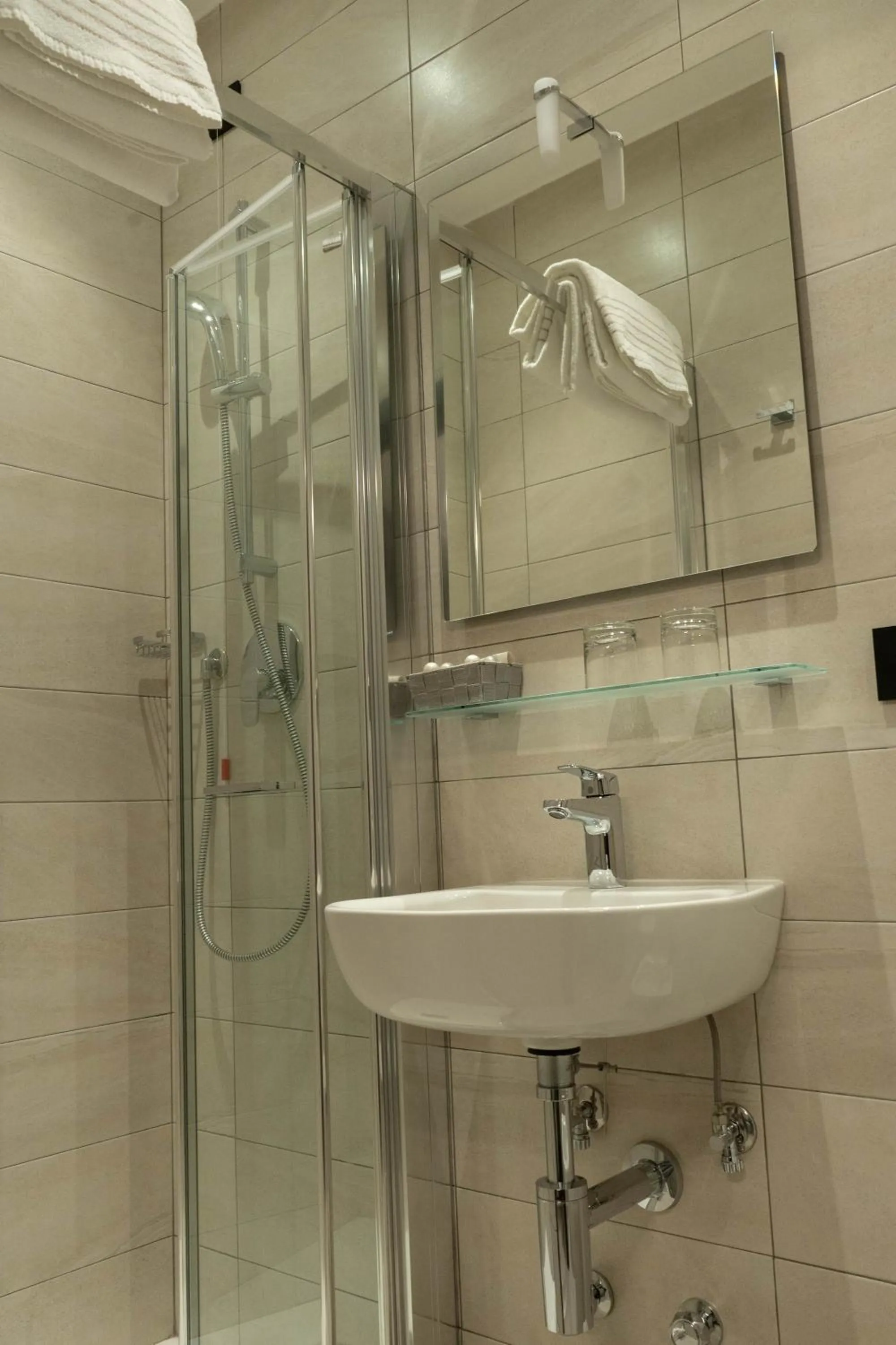 Bathroom in Hotel Graziella