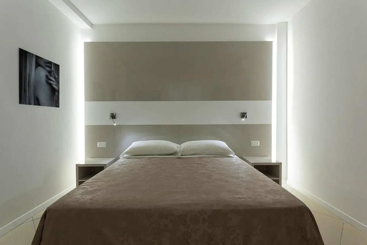 Bed in Residence Perla