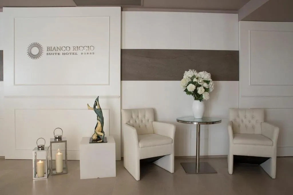 Lobby or reception in Bianco Riccio Suite Hotel