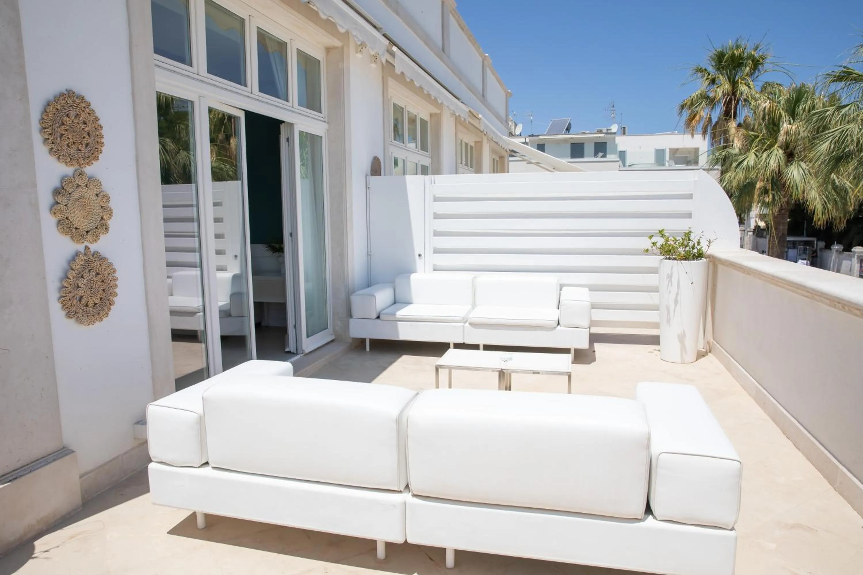Balcony/Terrace in Bianco Riccio Suite Hotel