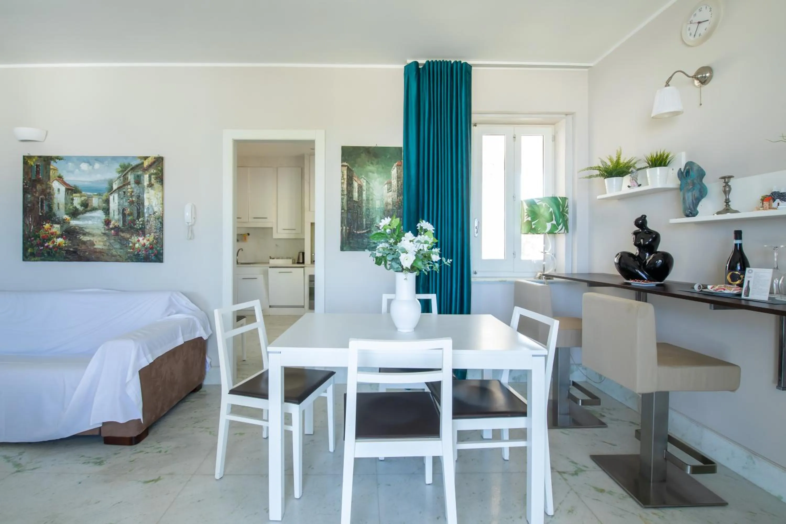 Living room in Bianco Riccio Suite Hotel