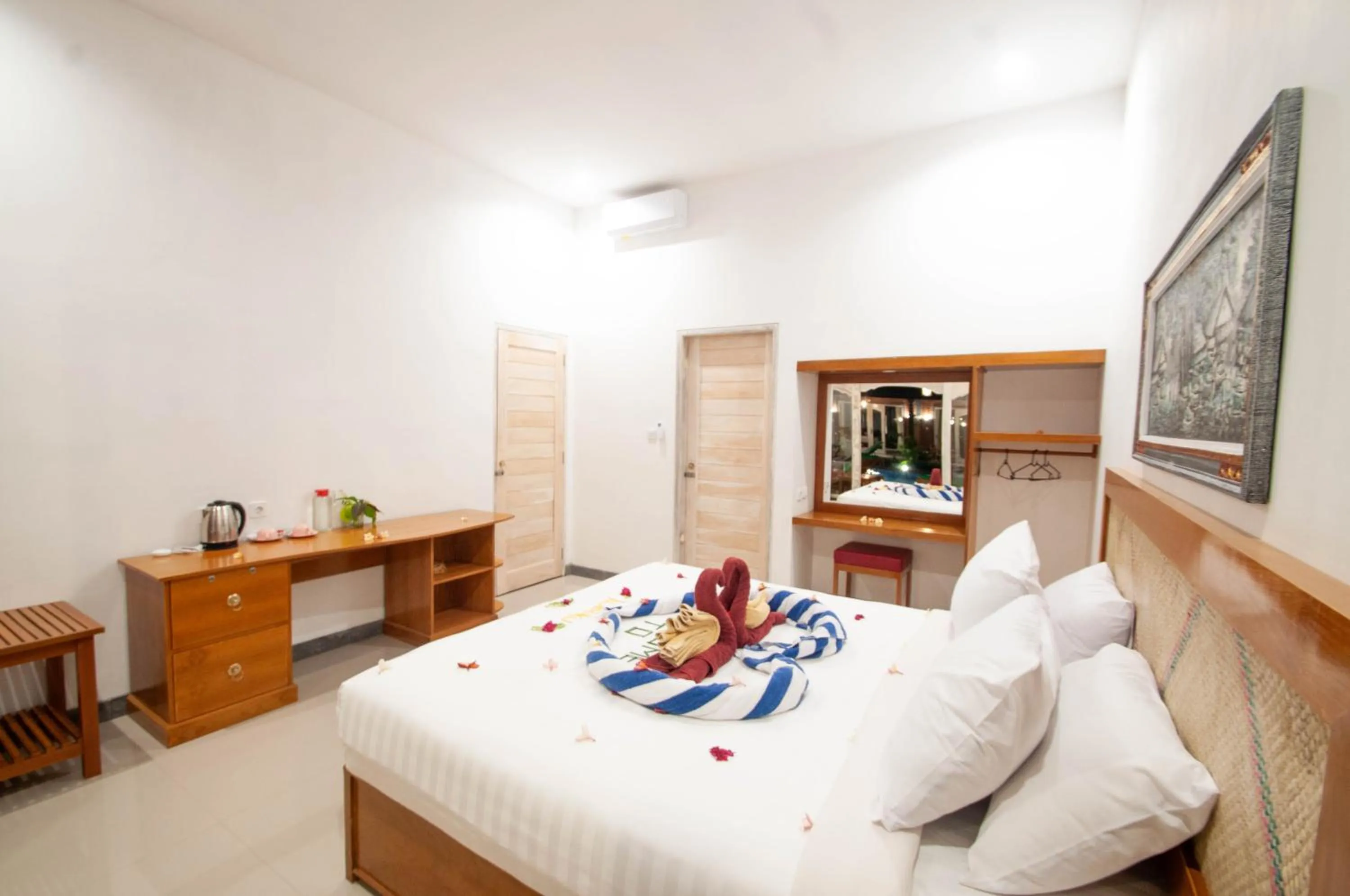 Bedroom, Bed in Kubuku Eco Dive Lodge and Yoga