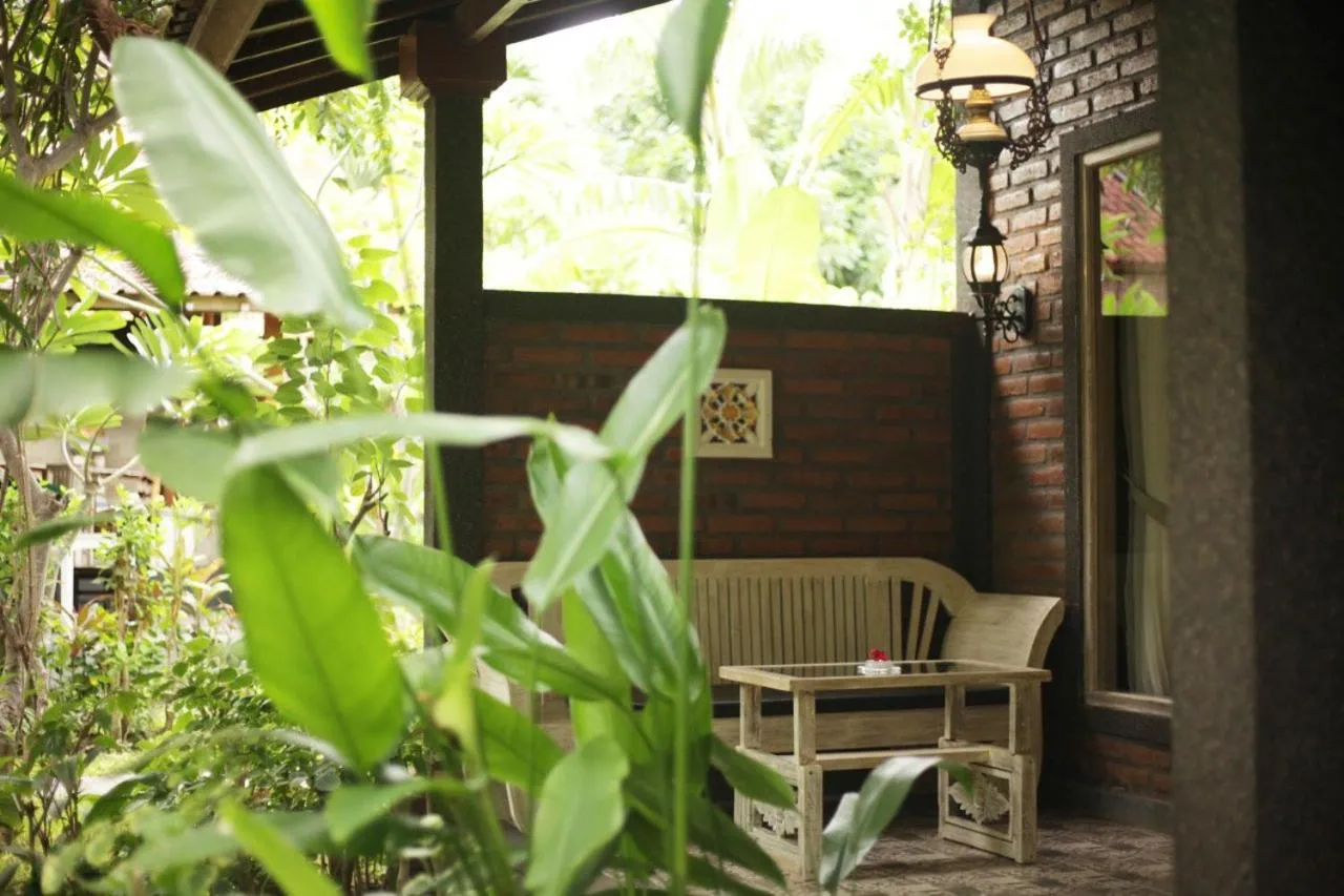 Balcony/Terrace in Kubuku Eco Dive Lodge and Yoga