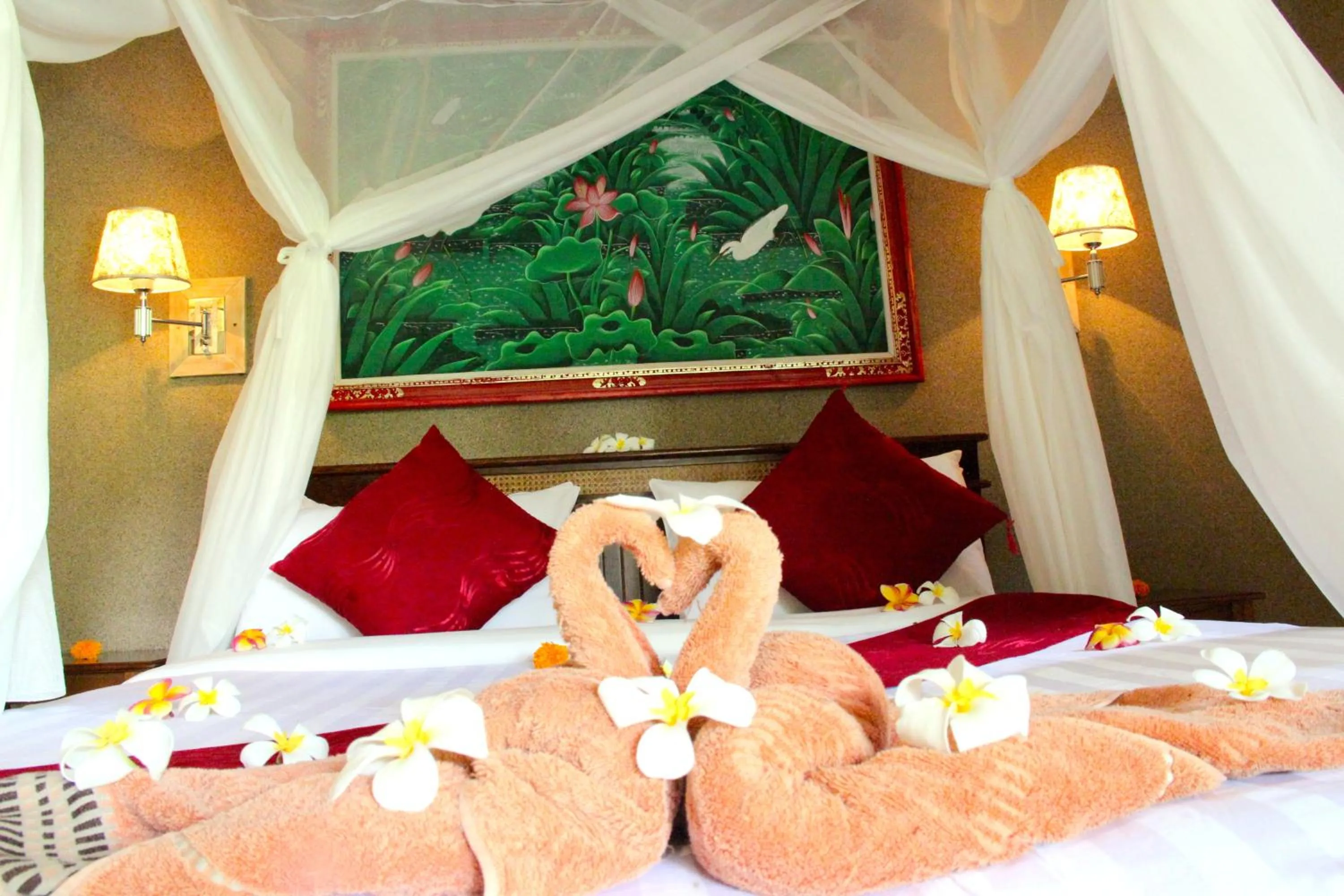 Decorative detail, Bed in Kubuku Eco Dive Lodge and Yoga