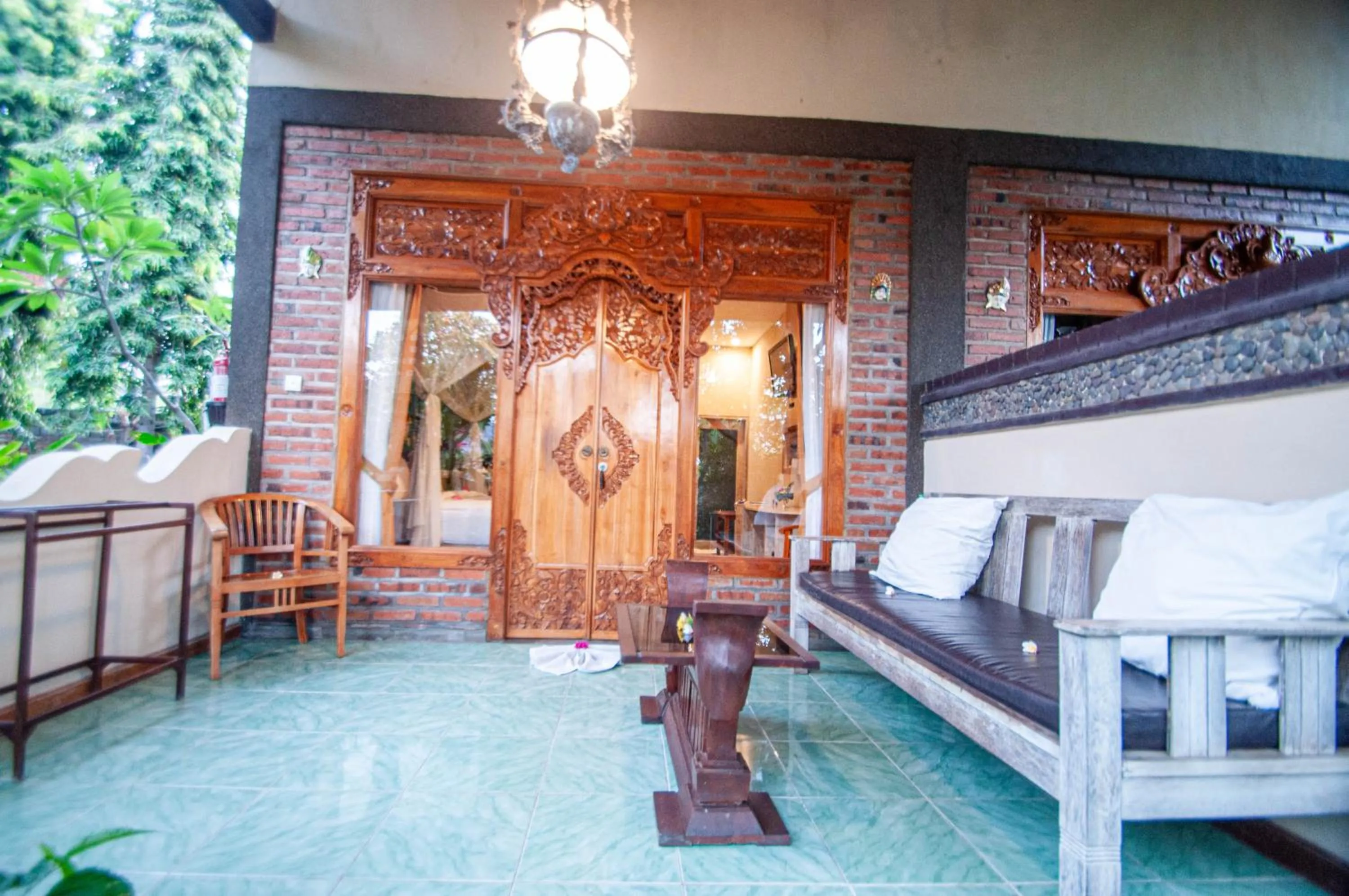 Balcony/Terrace in Kubuku Eco Dive Lodge and Yoga