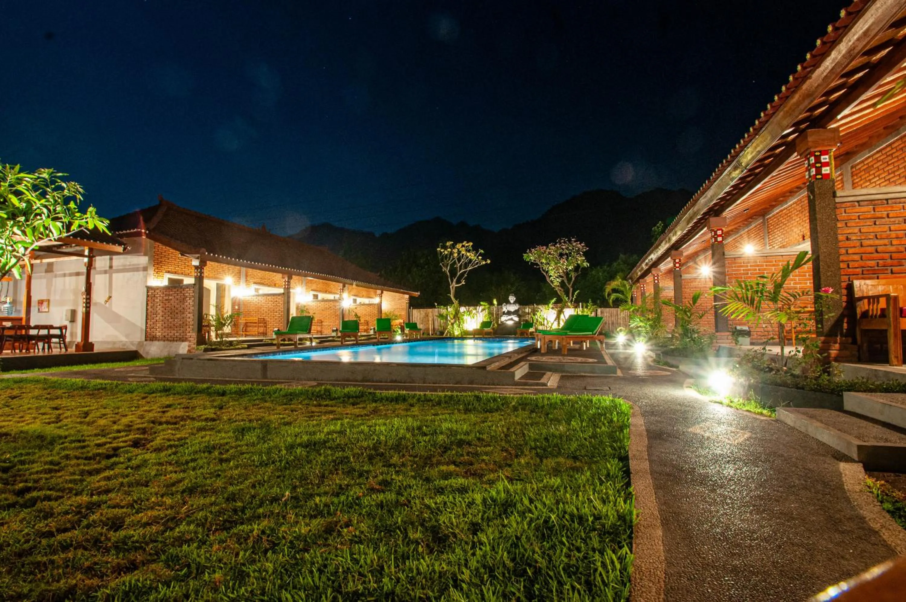 Garden in Kubuku Eco Dive Lodge and Yoga