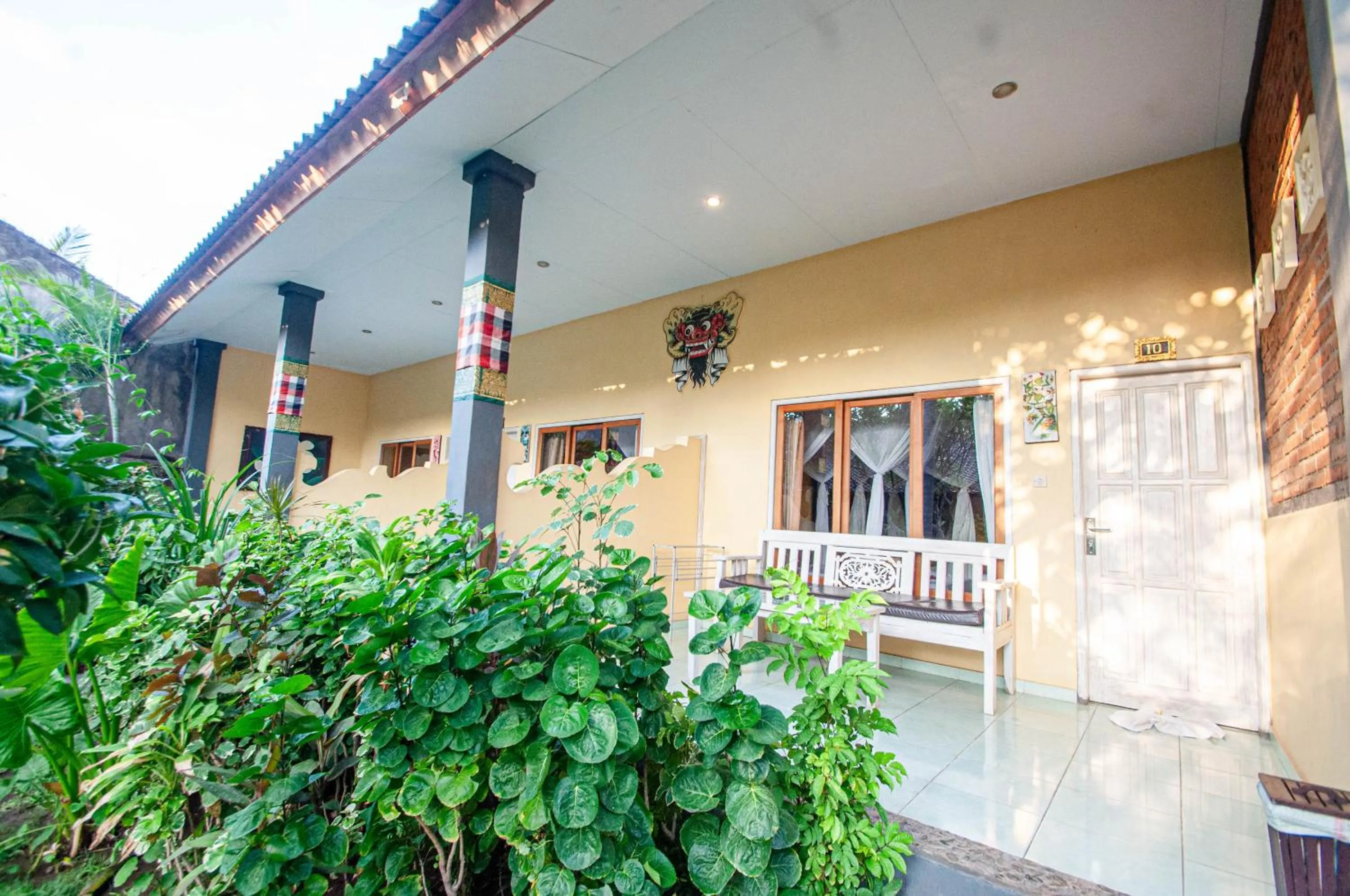 Balcony/Terrace in Kubuku Eco Dive Lodge and Yoga
