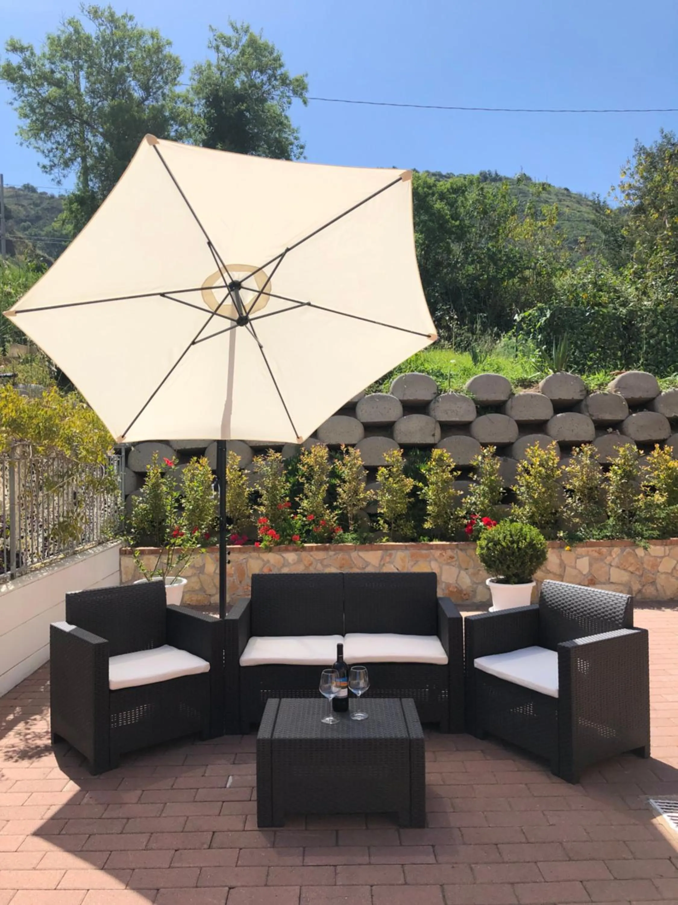 Garden view in Residenza De luca B&B