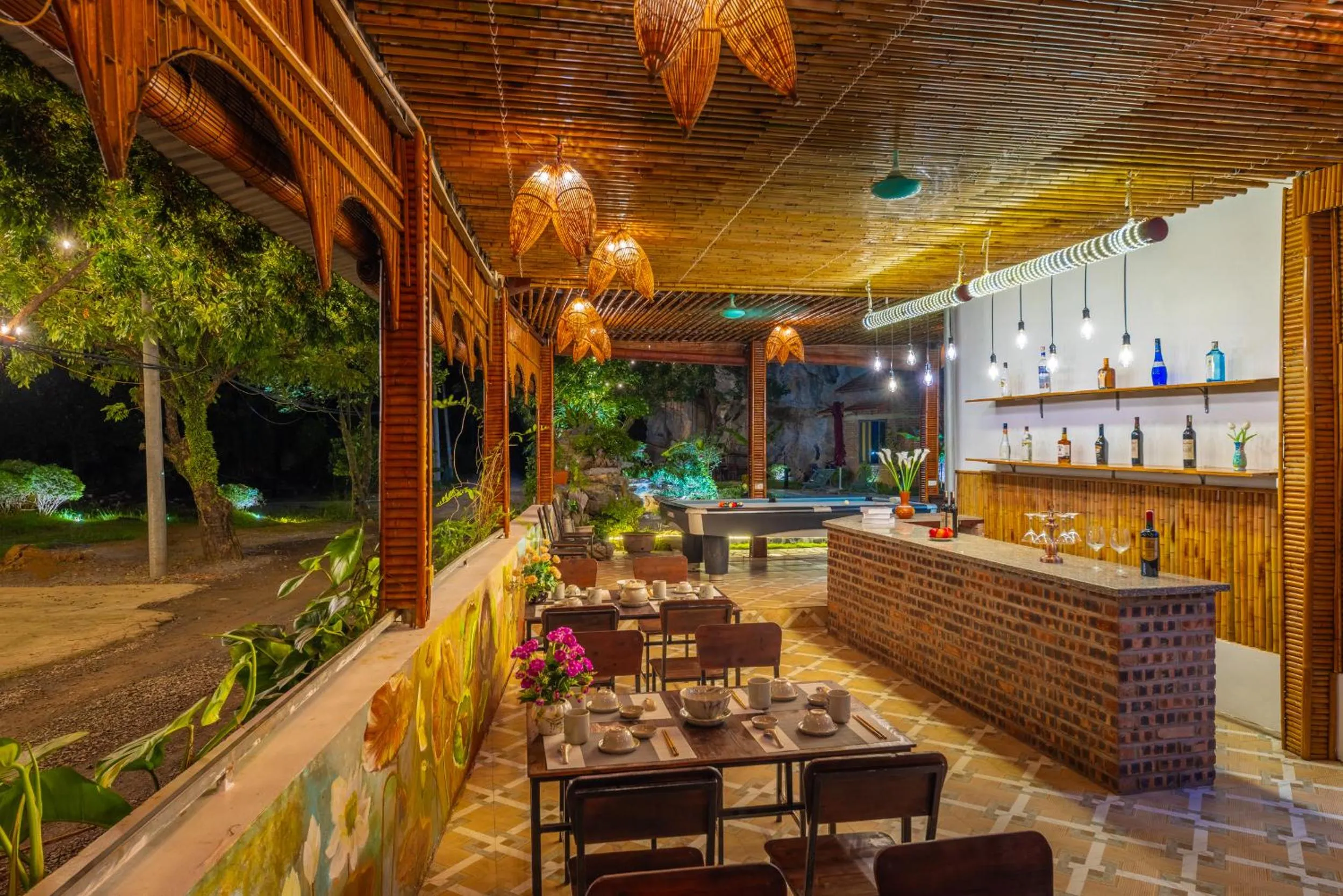 Restaurant/places to eat in Trang An Spring Garden Homestay