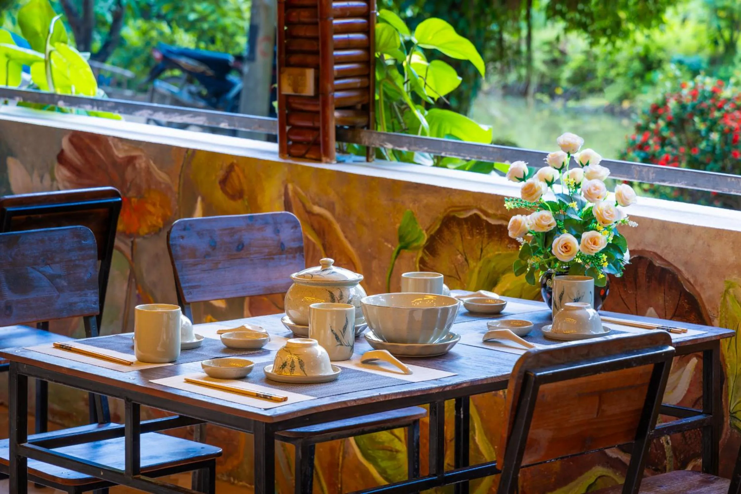 Restaurant/places to eat in Trang An Spring Garden Homestay