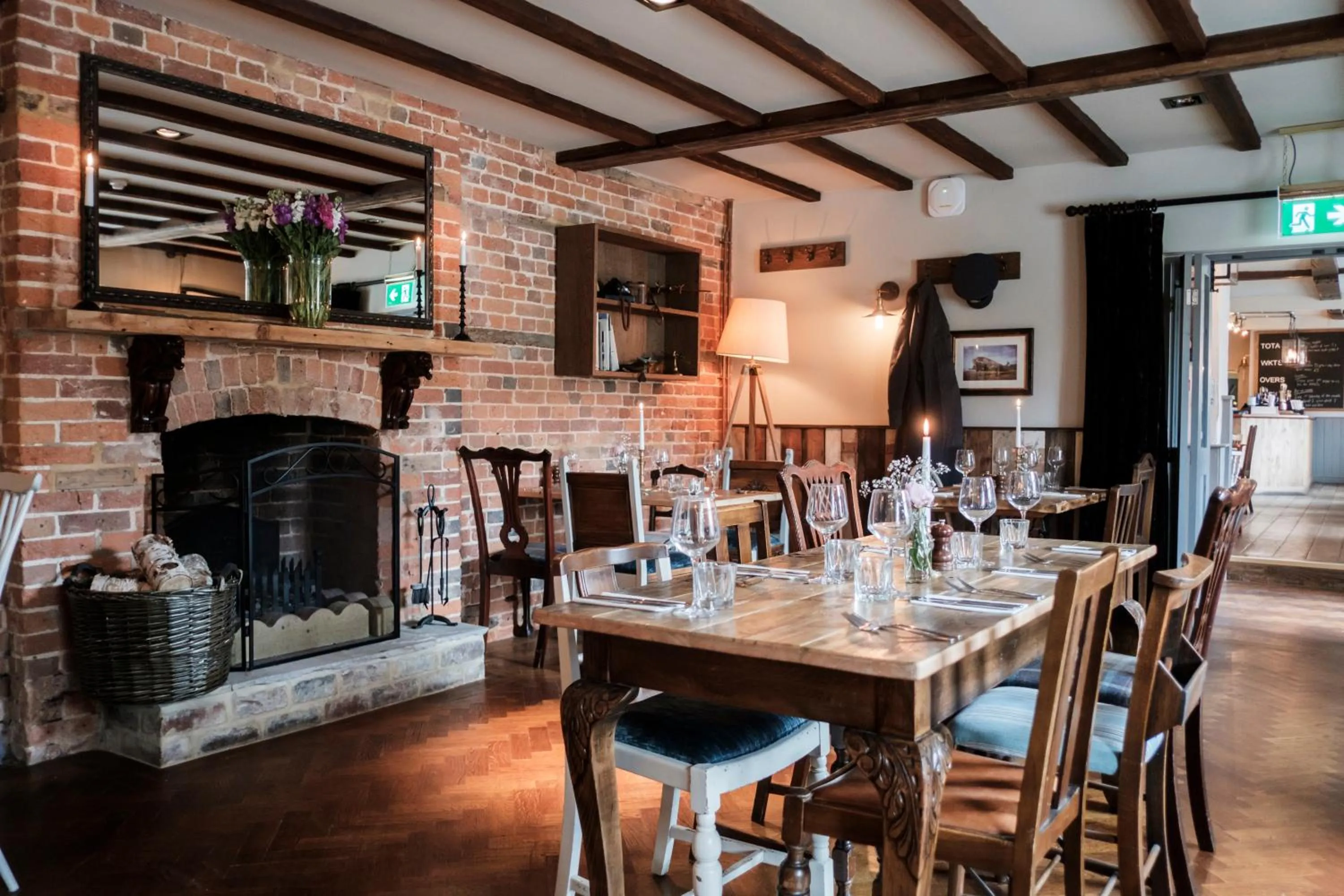 Restaurant/places to eat in Hinds Head