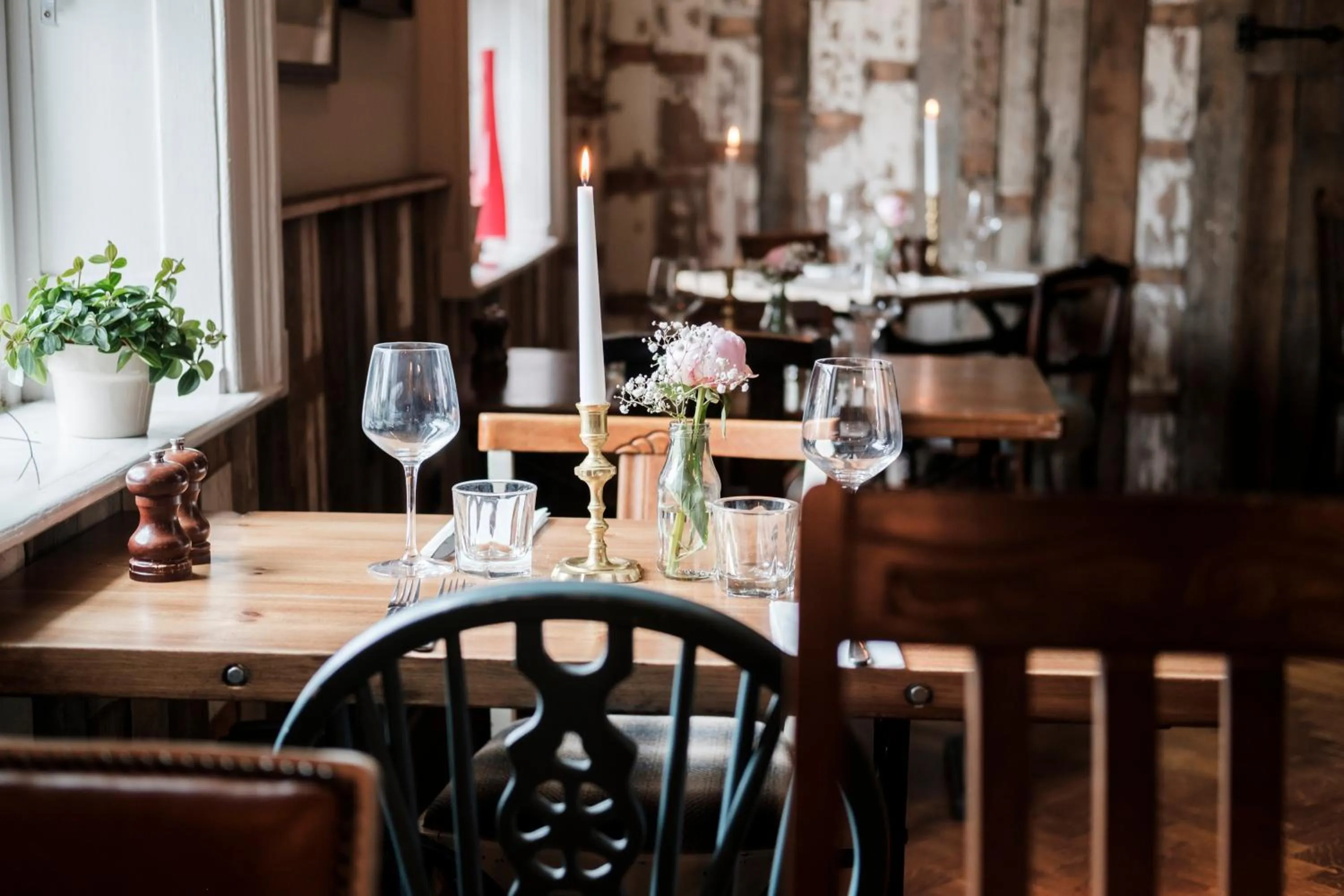 Restaurant/places to eat in Hinds Head