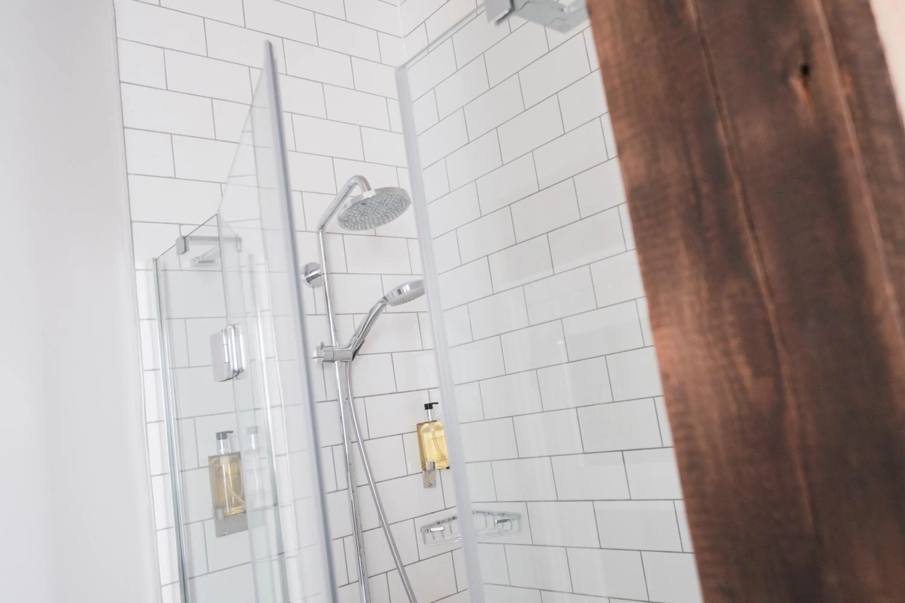 Bathroom in Hinds Head