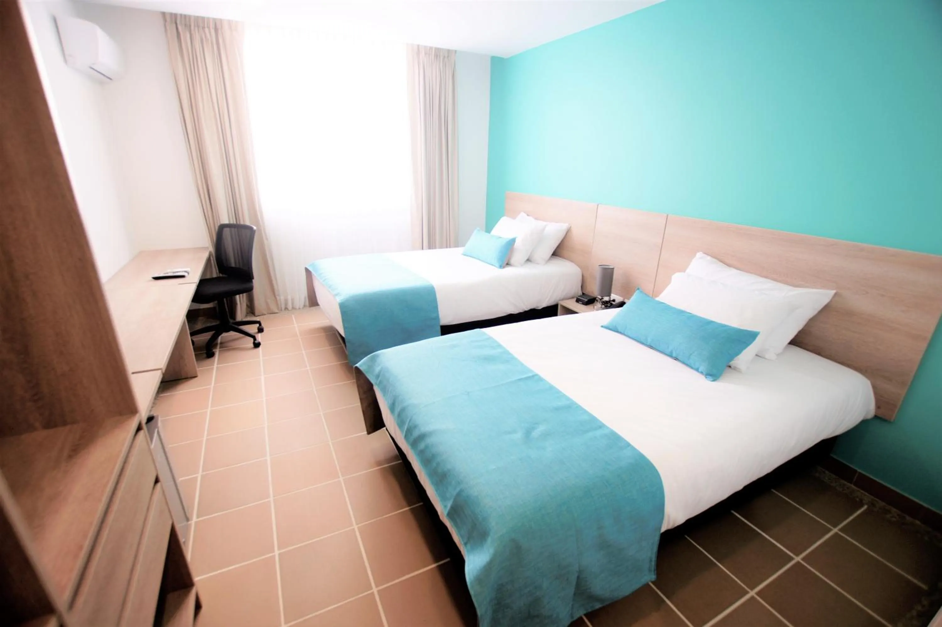 Bed in Best Western Puerto Gaitan