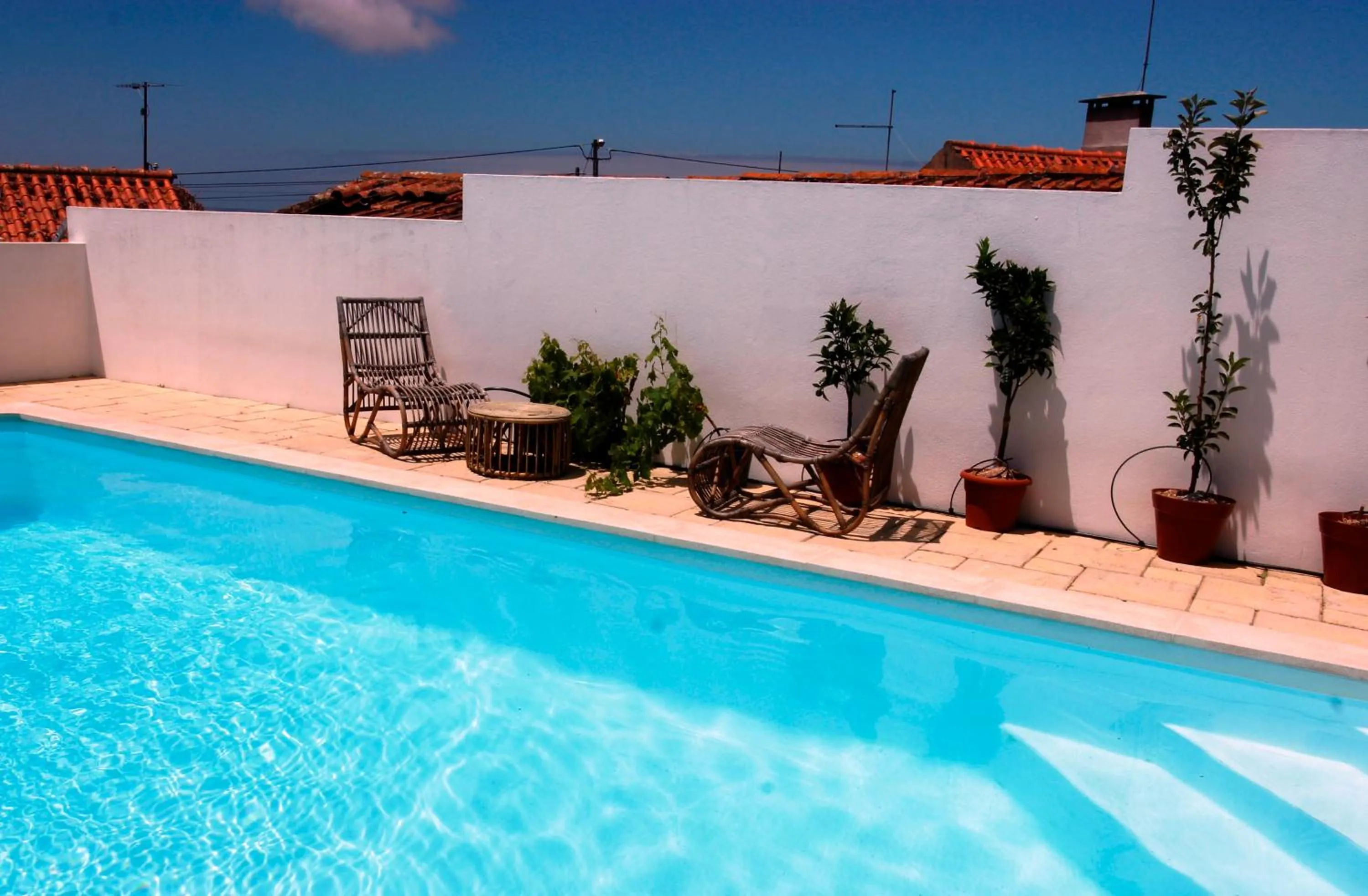 Swimming pool in Tir Na Nog