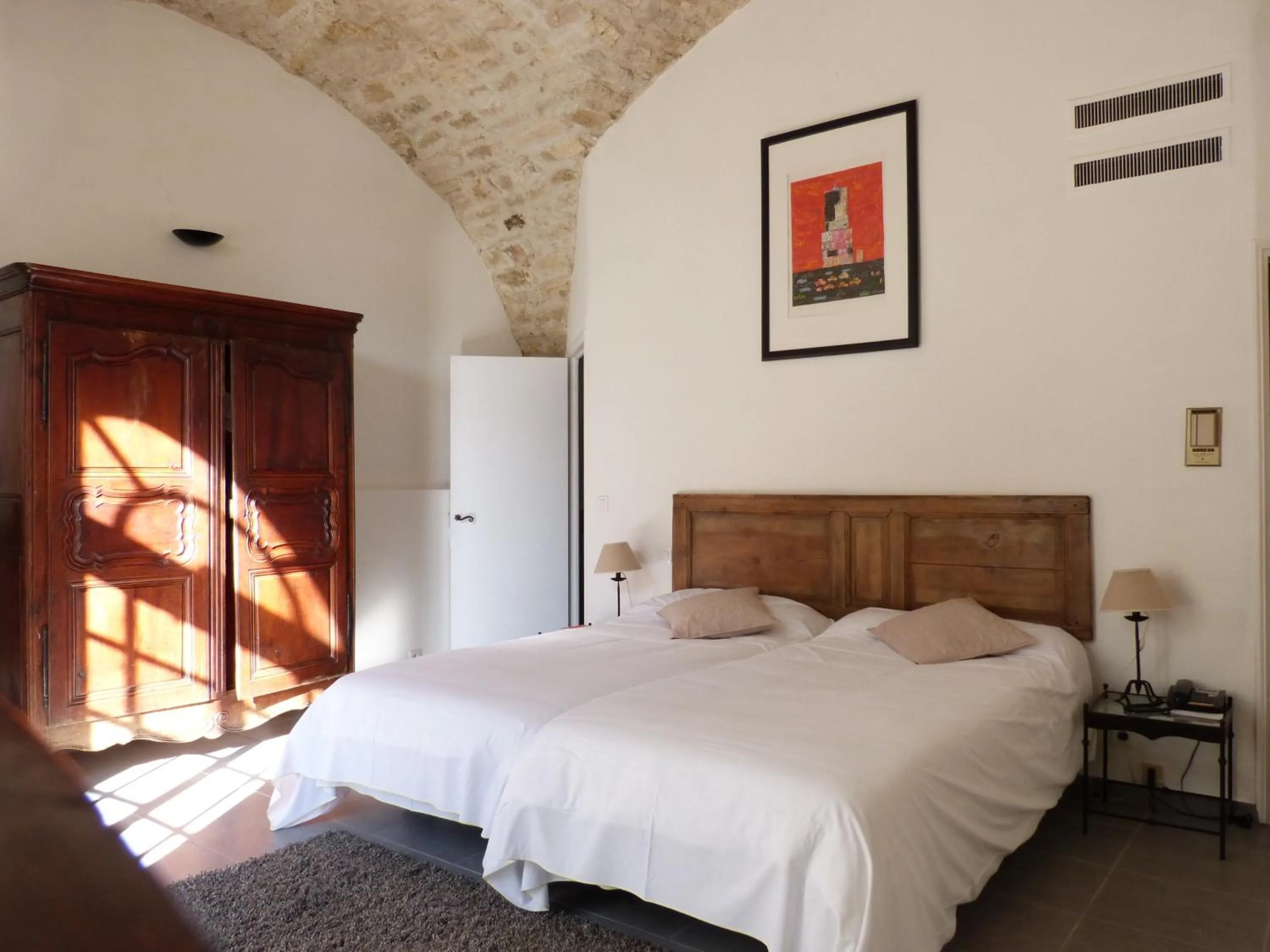 Photo of the whole room, Bed in Château d'Arpaillargues - TERITORIA