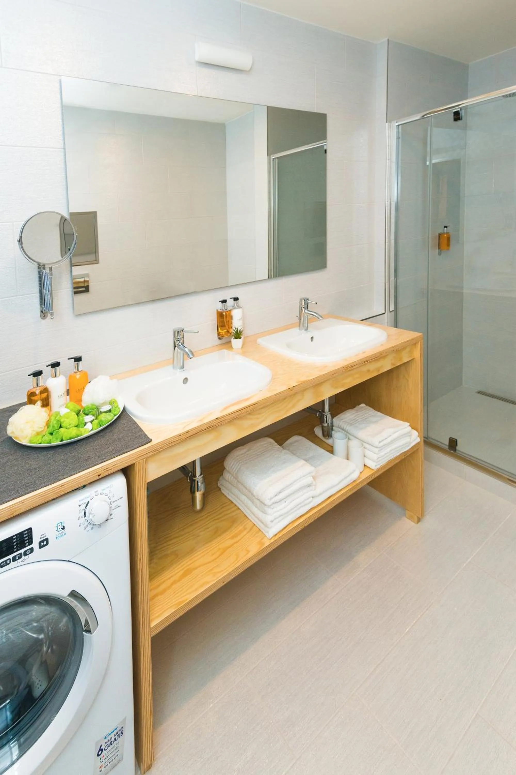 Bathroom in Residence Trafick