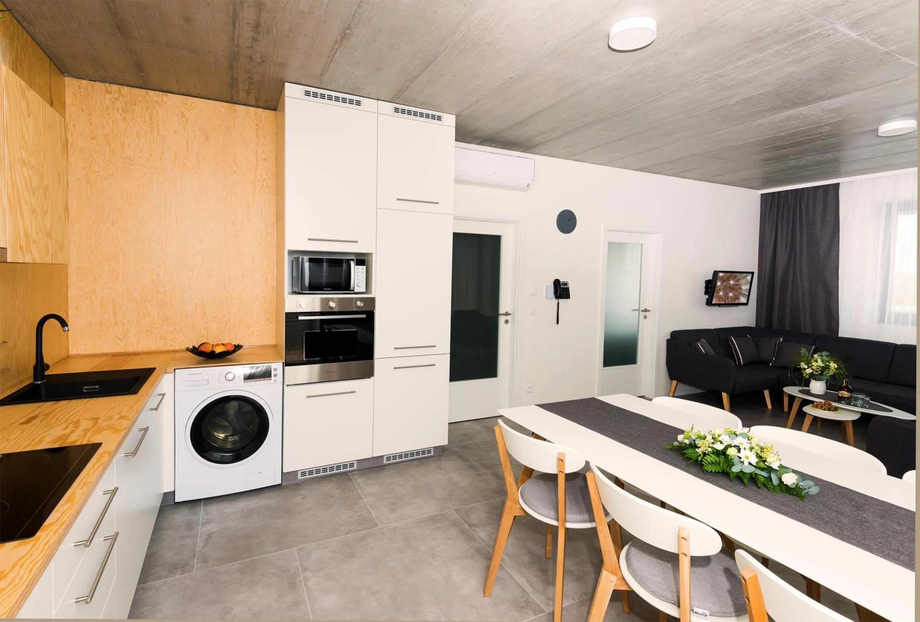 TV and multimedia in Residence Trafick