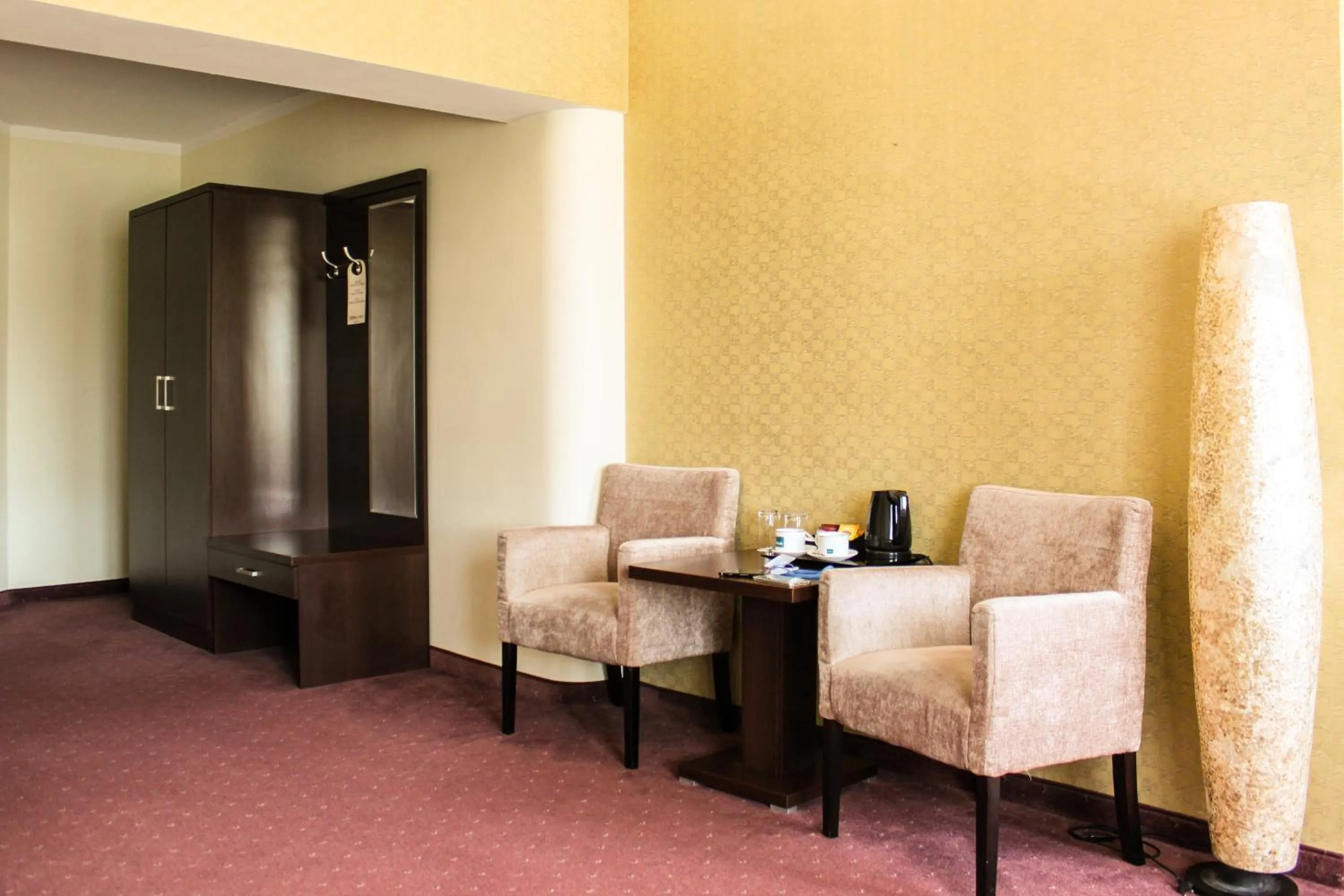 Photo of the whole room in Hotel Monet & Rubbens