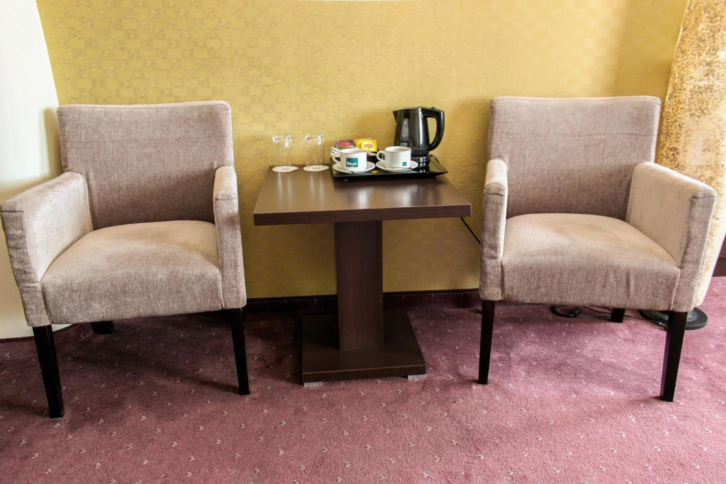 Food and drinks in Hotel Monet & Rubbens