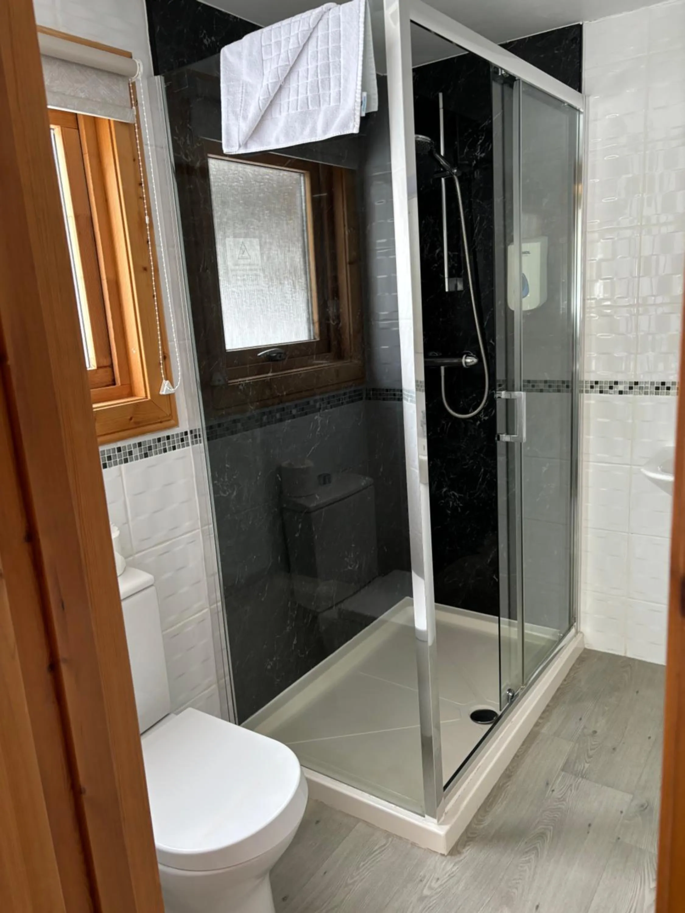 Shower in Greetham Valley