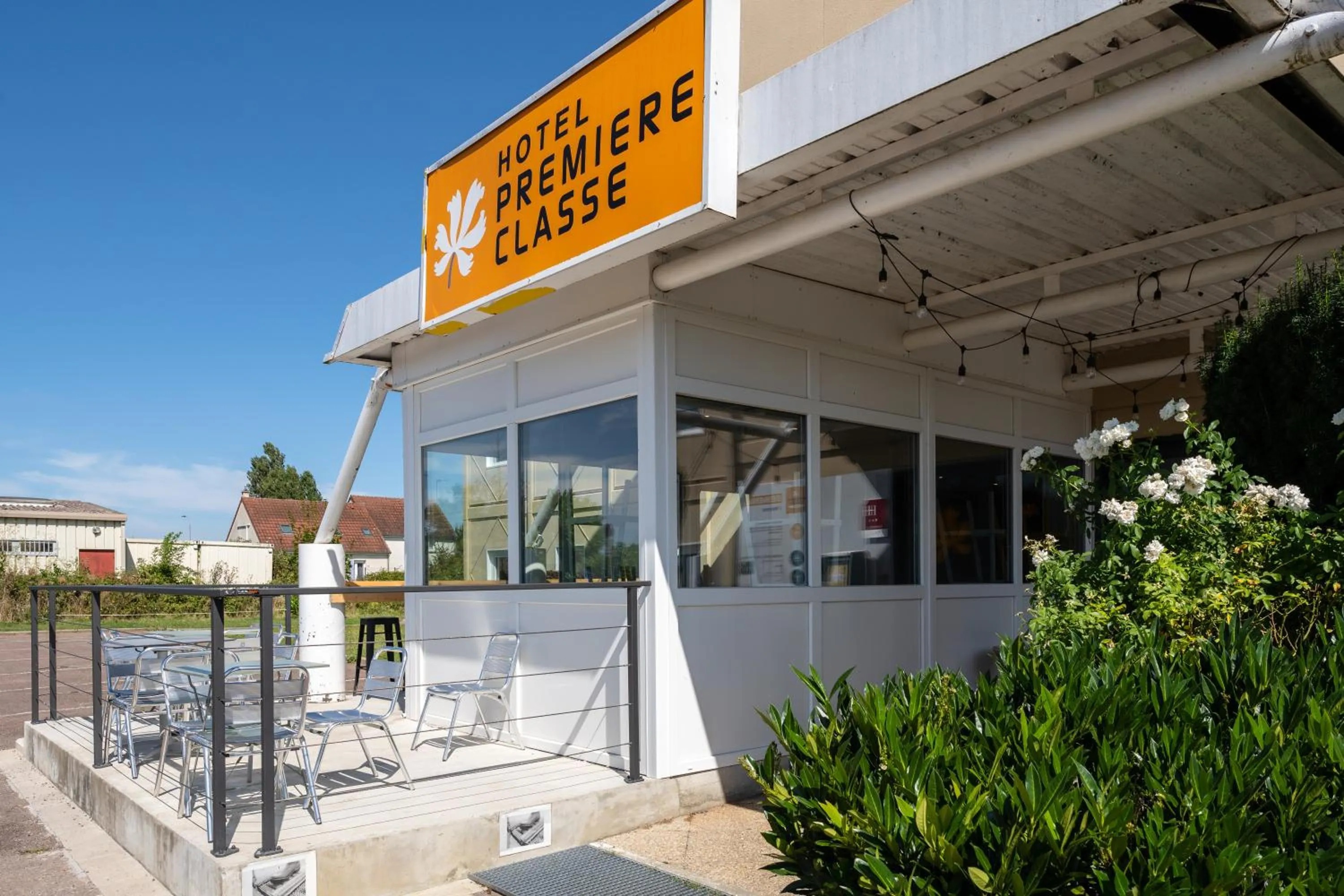 Balcony/Terrace in Premiere Classe Beaune
