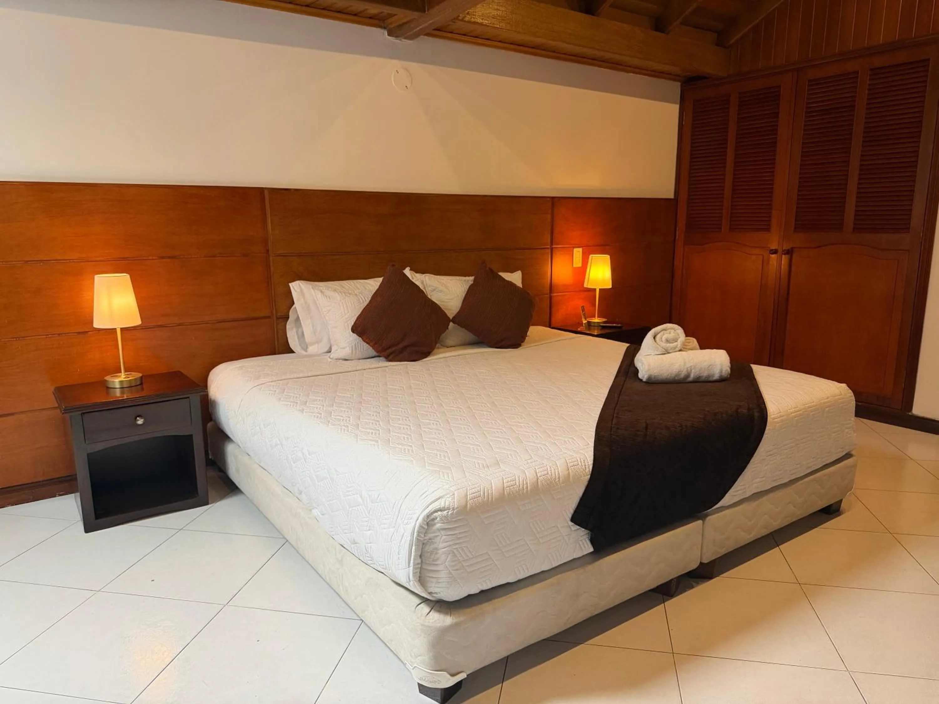 Bed in Blu Inn Hotel