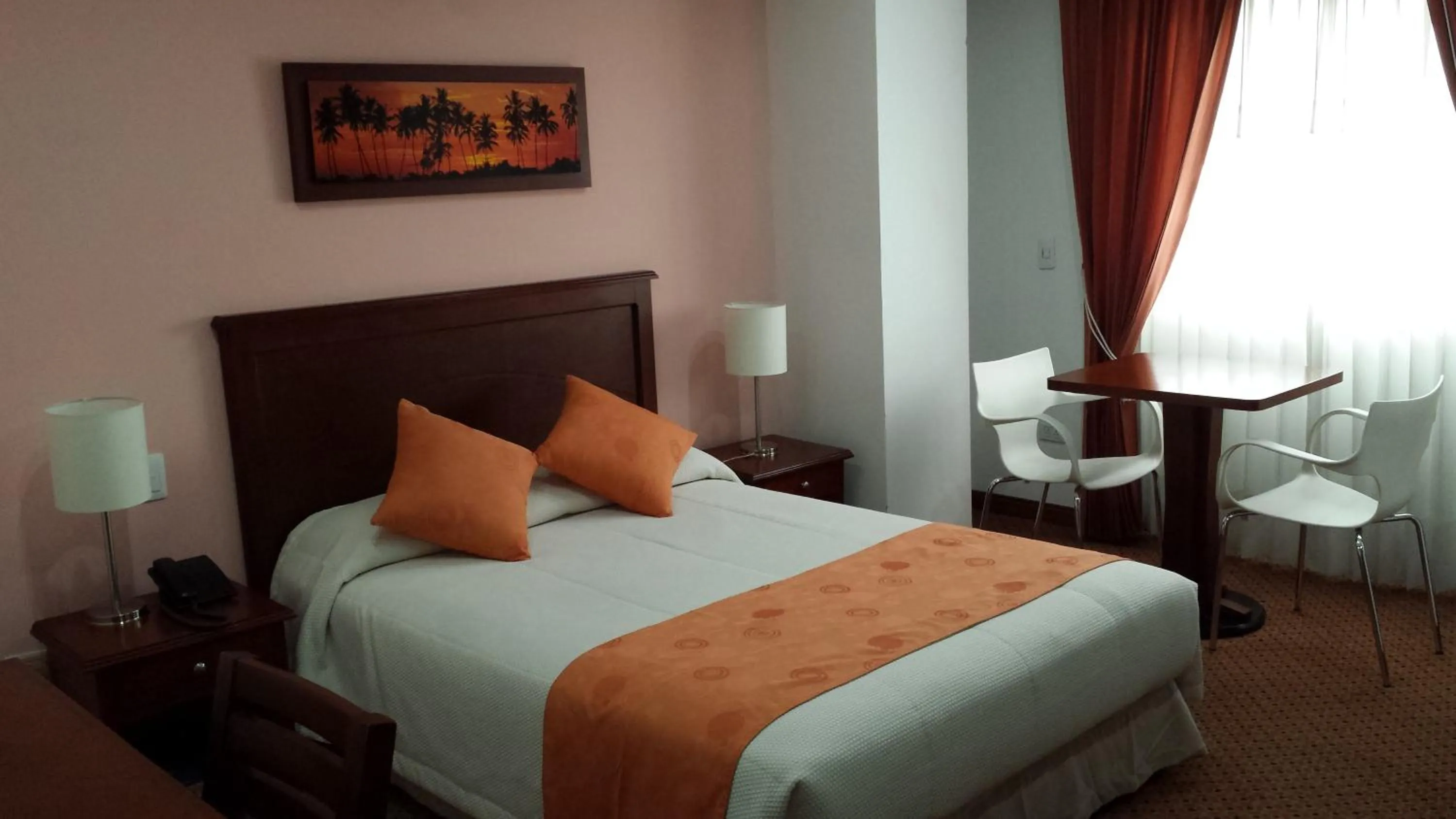 Bedroom, Bed in Blu Inn Hotel