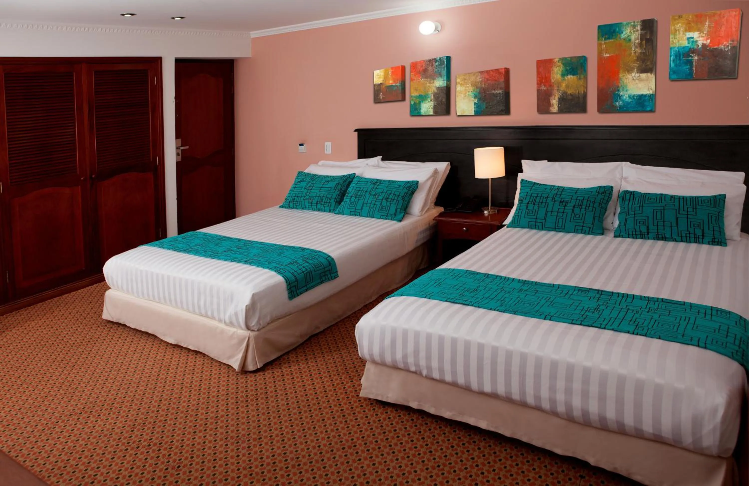 Bedroom, Bed in Blu Inn Hotel