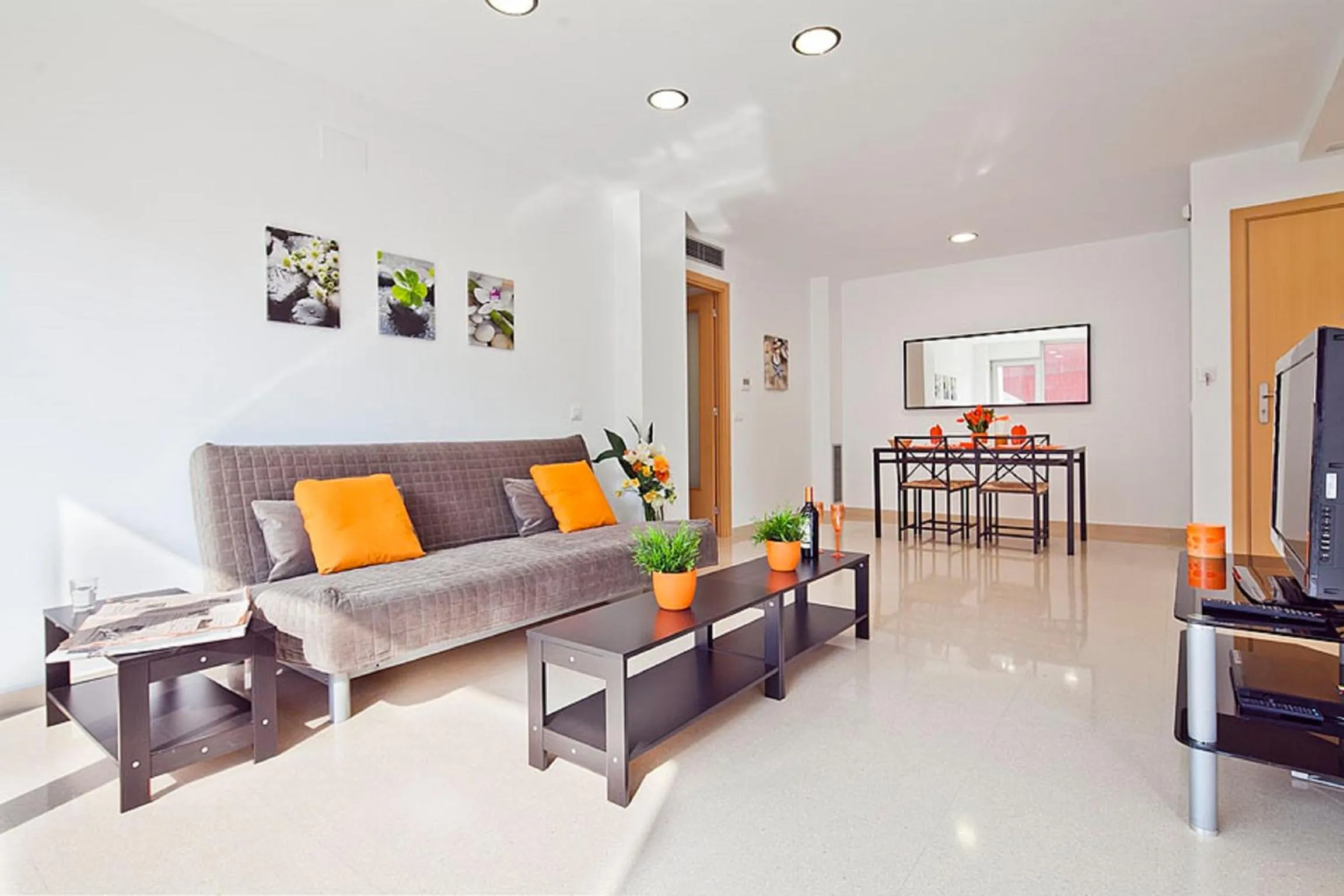 Living room in Charmsuites Paralel