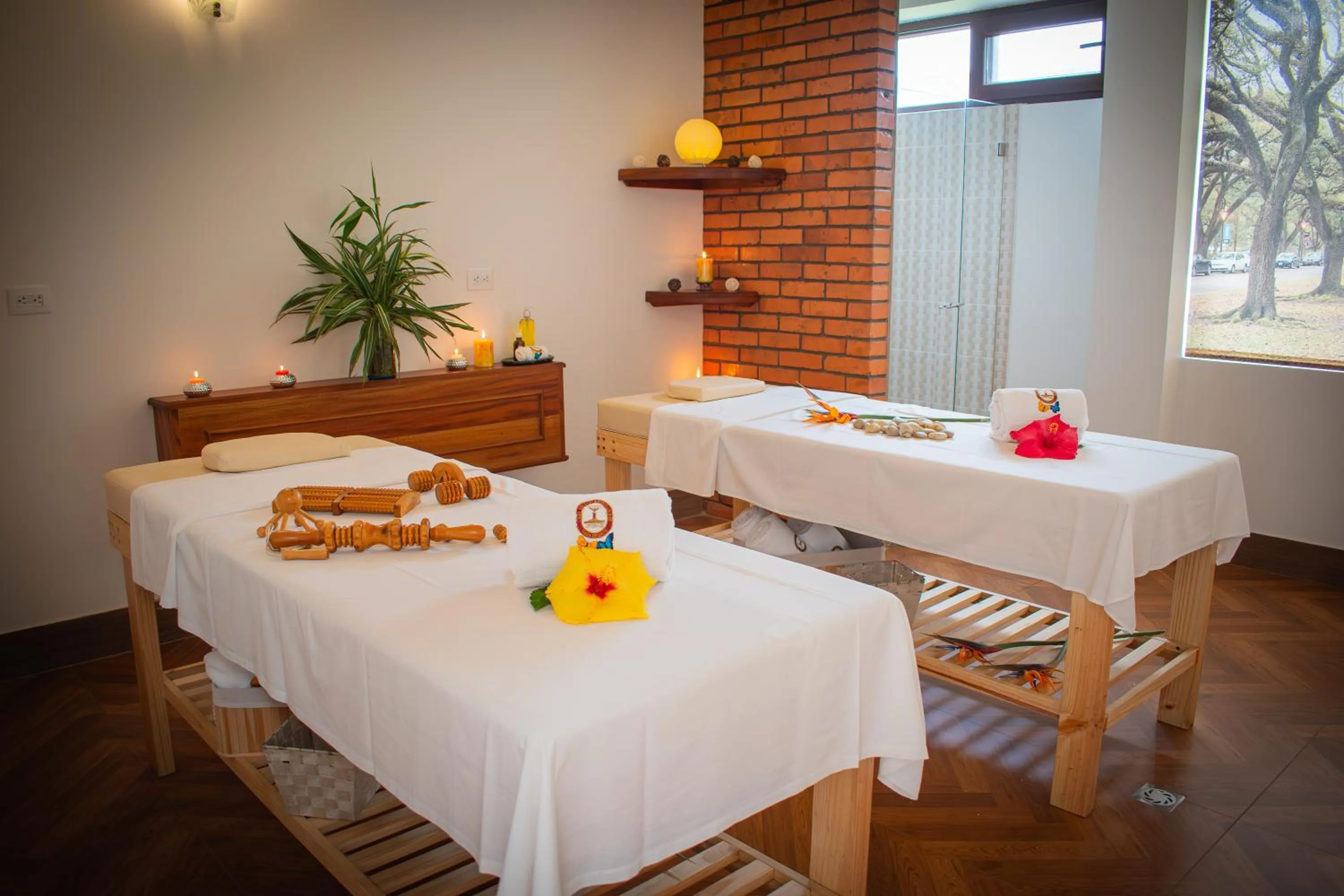 Swimming pool in Hotel Casa de los Fundadores