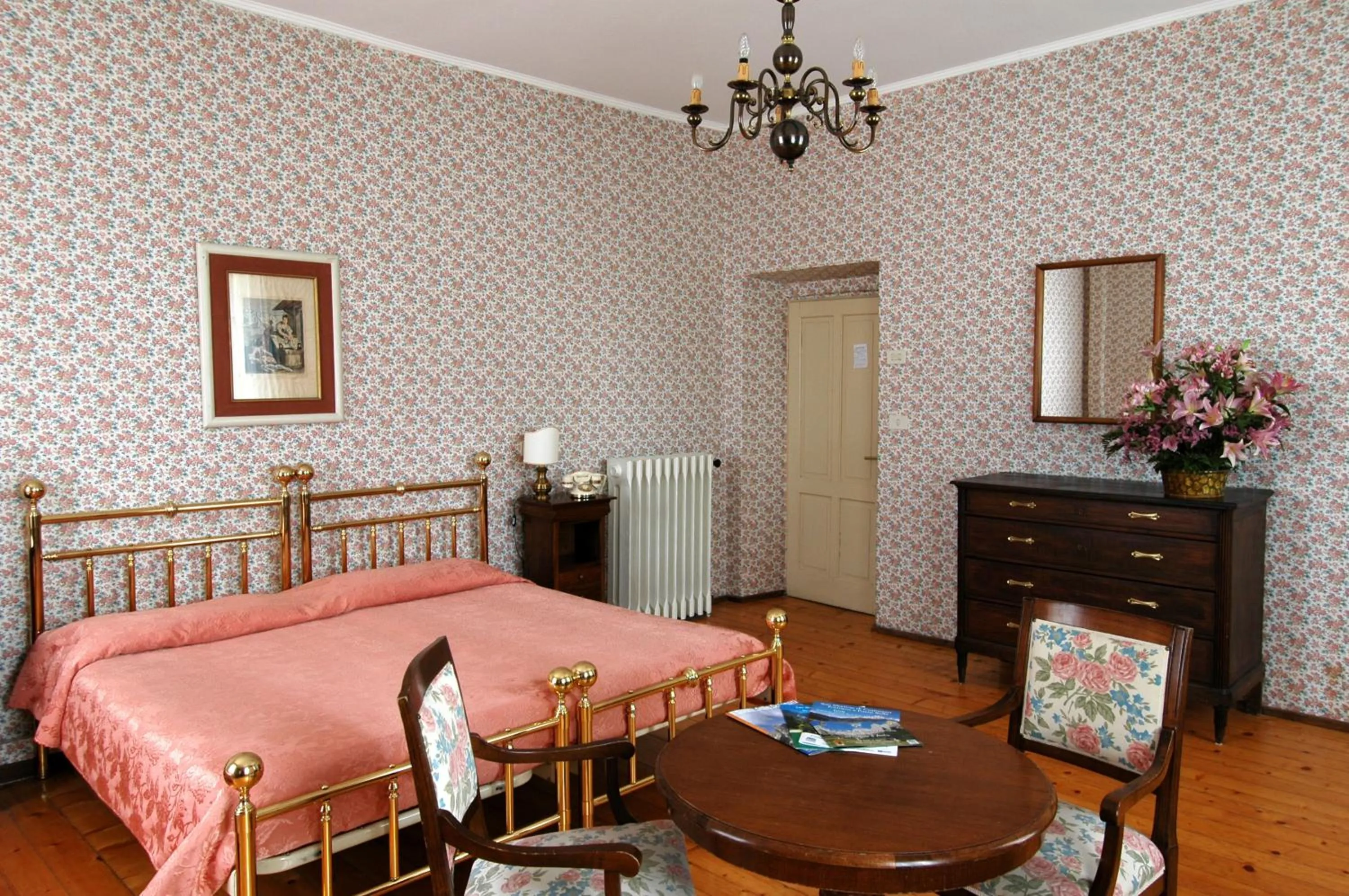 Photo of the whole room, Bed in TH San Martino - Majestic Dolomiti Hotel