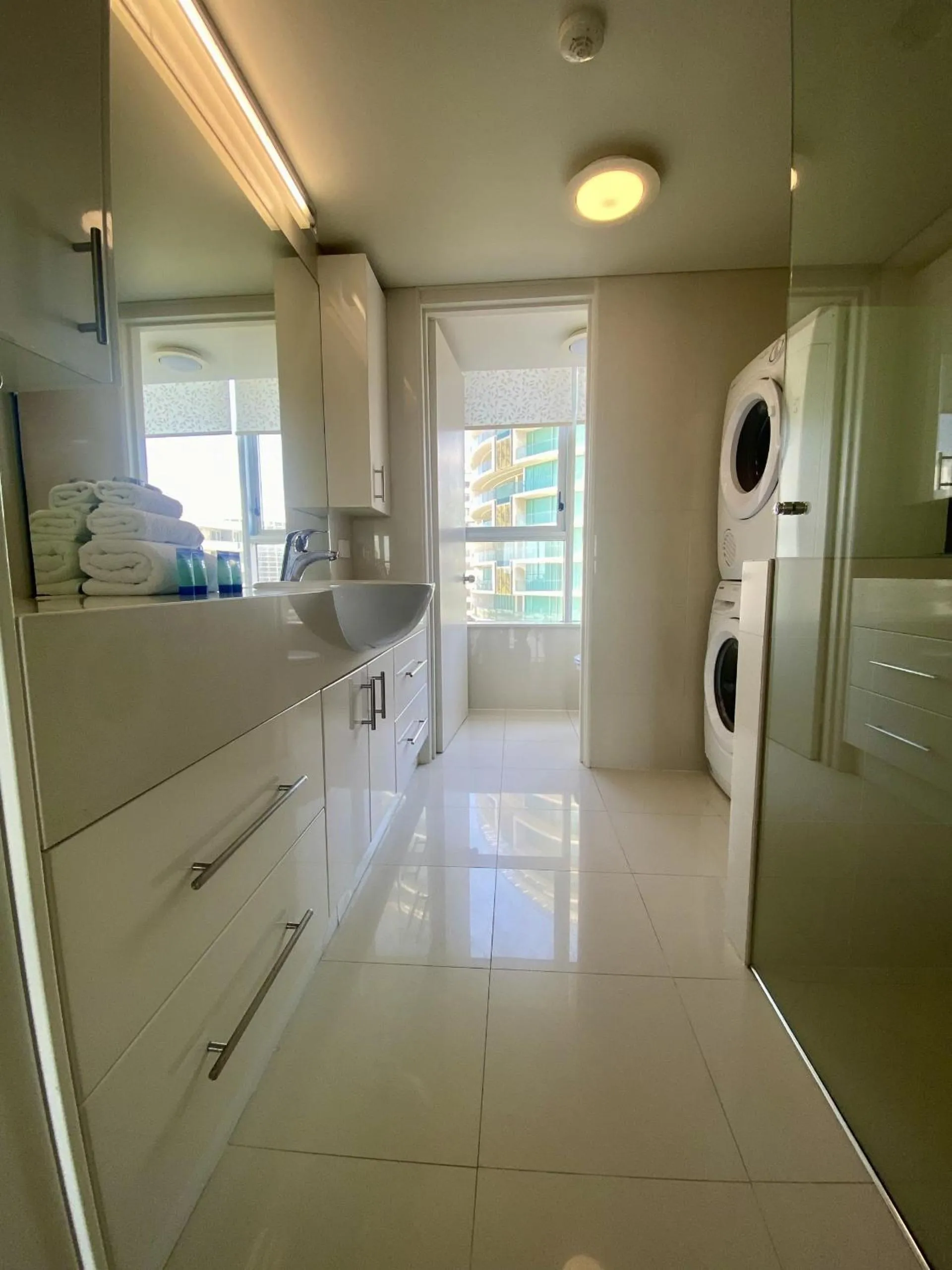 One The Esplanade Apartments on Surfers Paradise