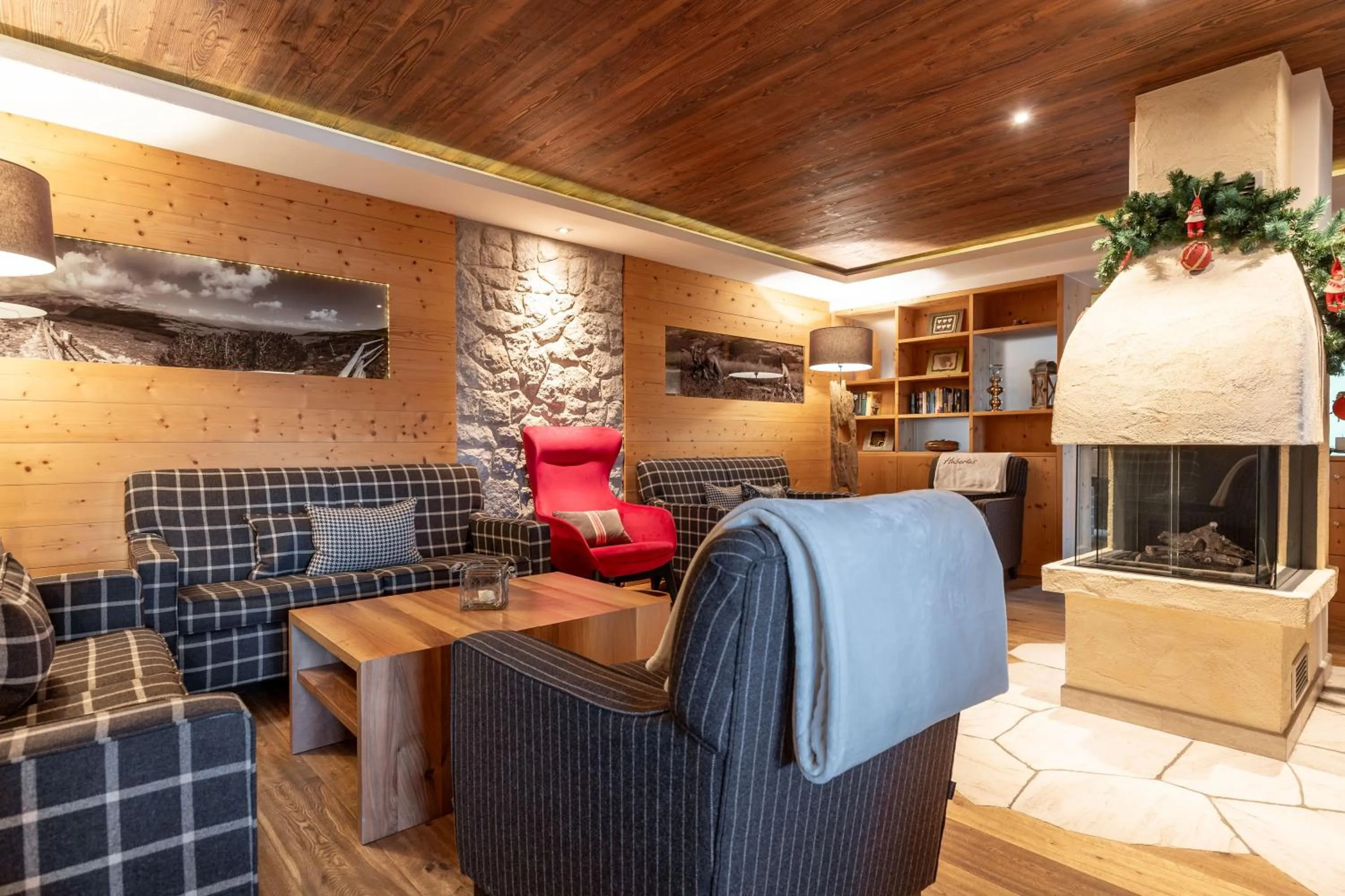 Lounge or bar in Aktiv & Relax Hotel Hubertus