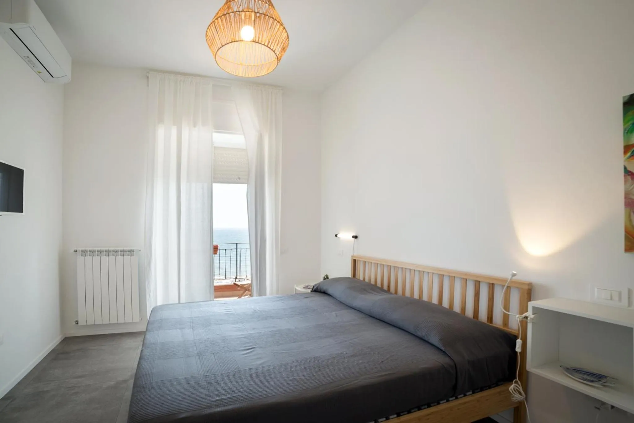 Bed in Salsedine Sea View