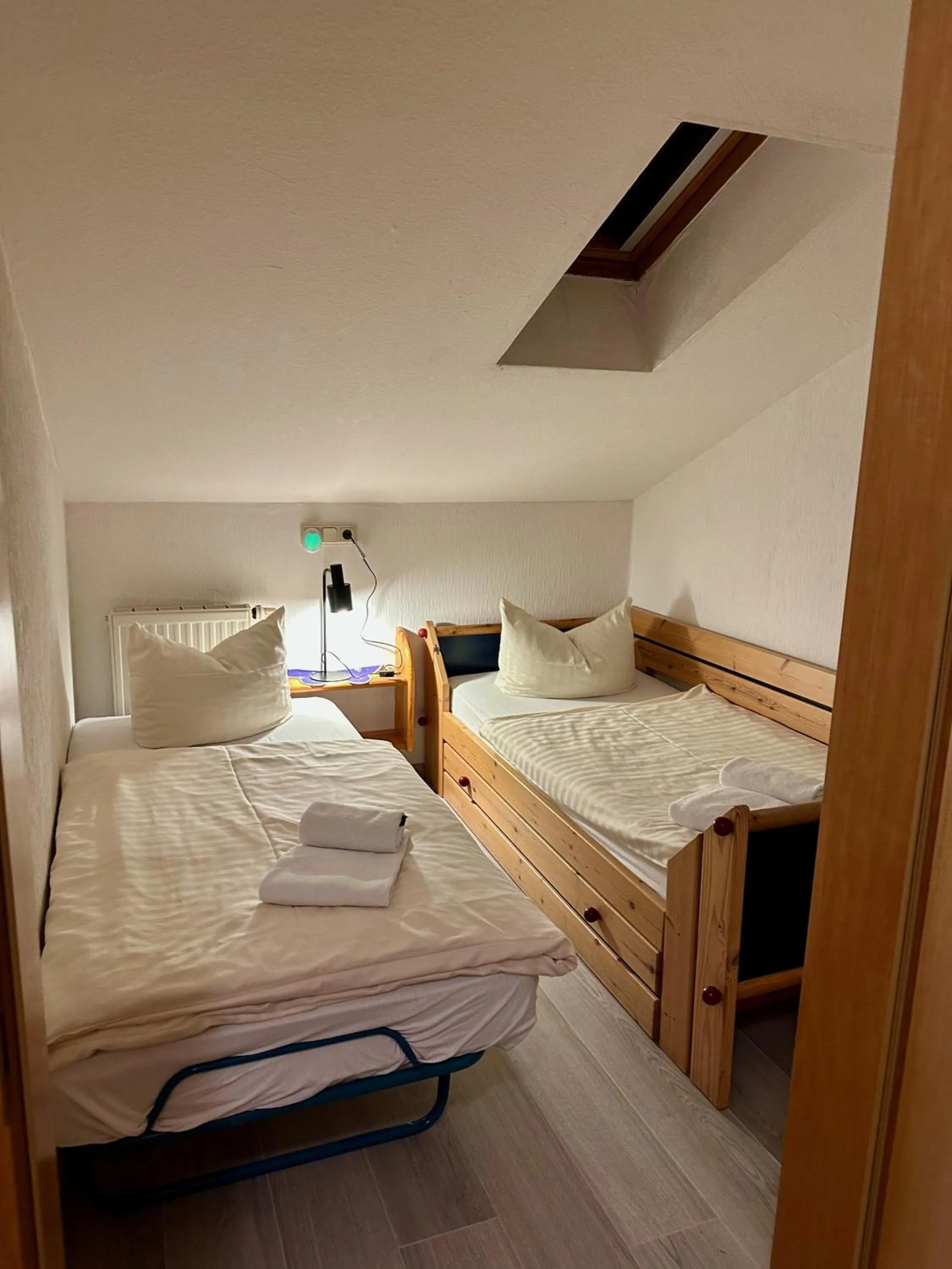 Bed in Pension Raststüb'l