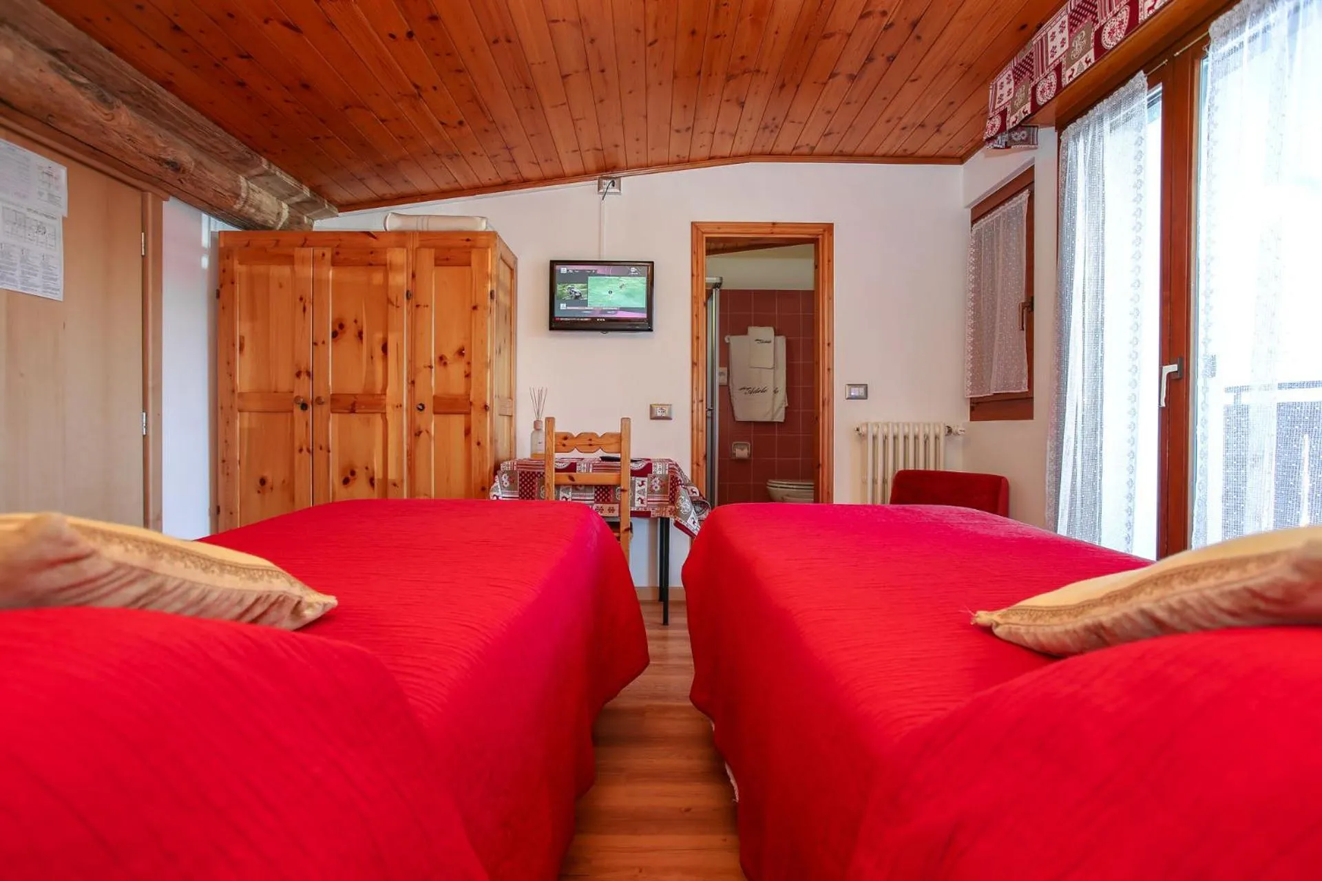 Photo of the whole room in Albergo Adele