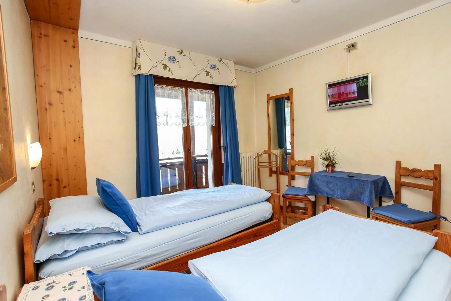 Photo of the whole room, Bed in Albergo Adele