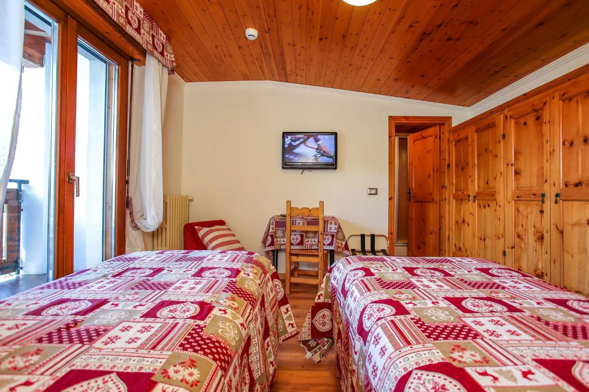 Photo of the whole room, Bed in Albergo Adele