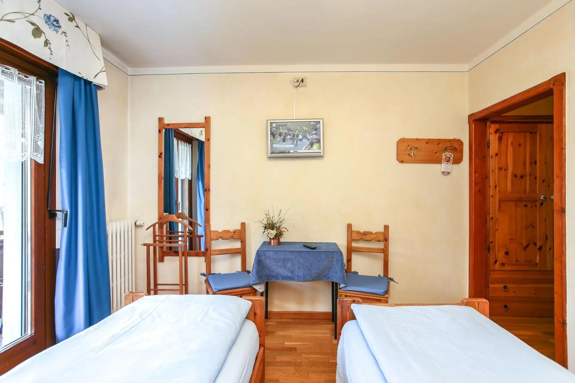 Photo of the whole room, Bed in Albergo Adele