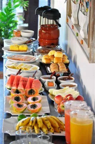 Text overlay in Pousada Sao Luiz